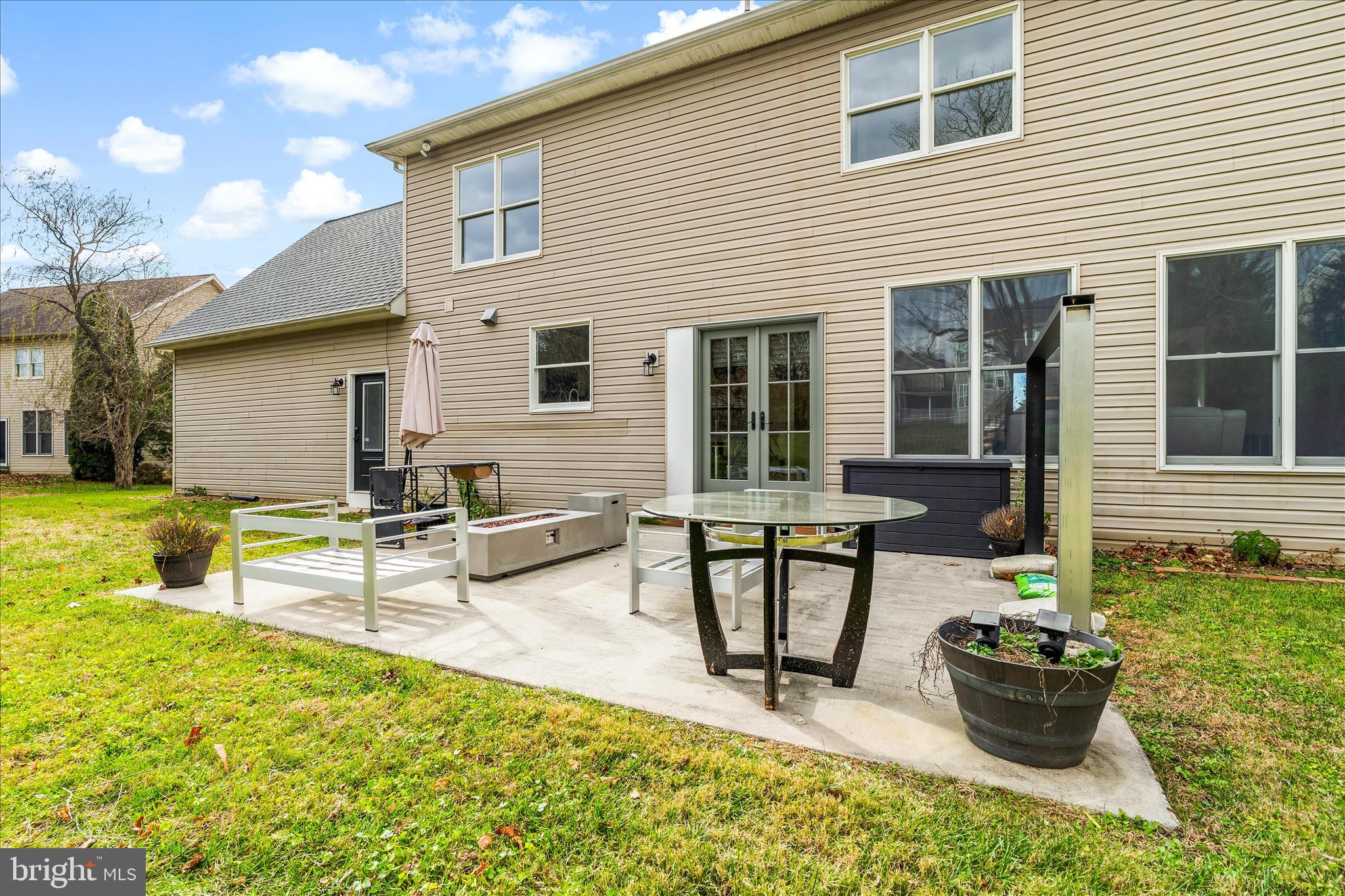 WOODBRIDGE - Residential