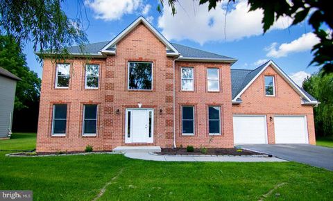 11411 WOODVIEW DRIVE HAGERSTOWN MD 21742