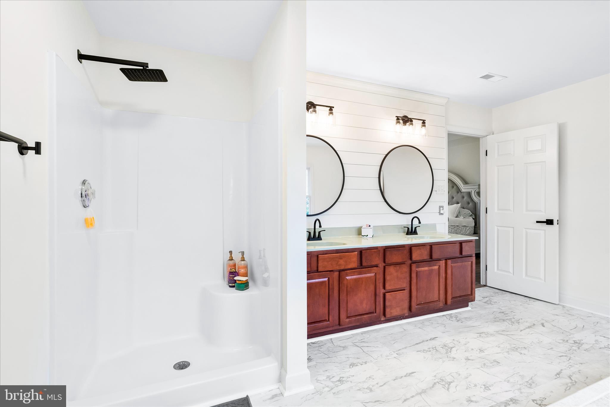 WOODBRIDGE - Residential