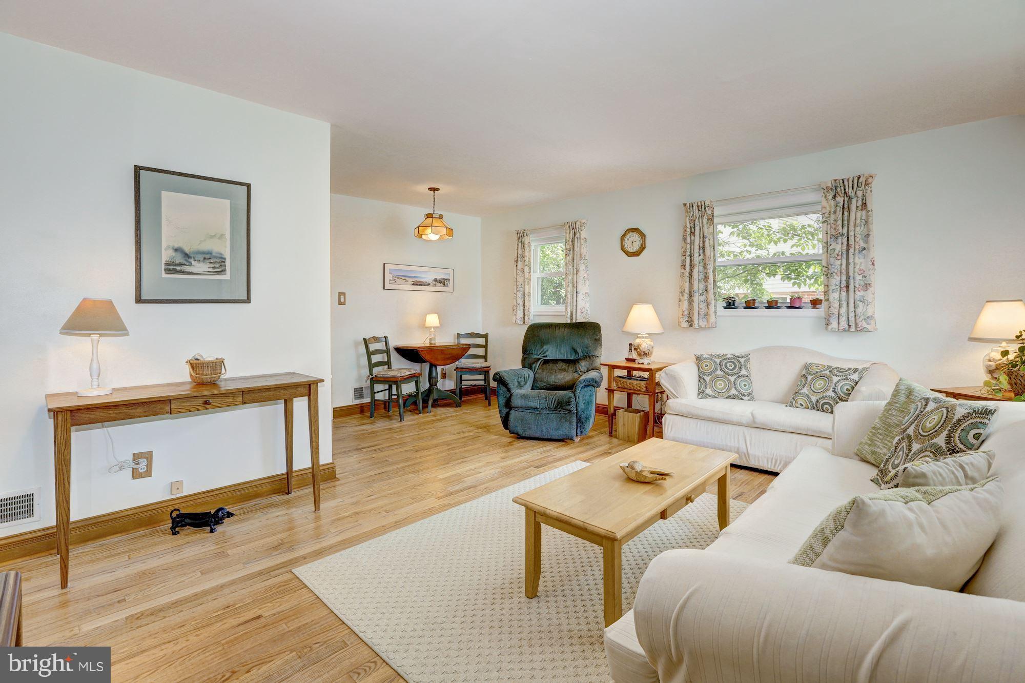 GLENMONT HILLS - Residential