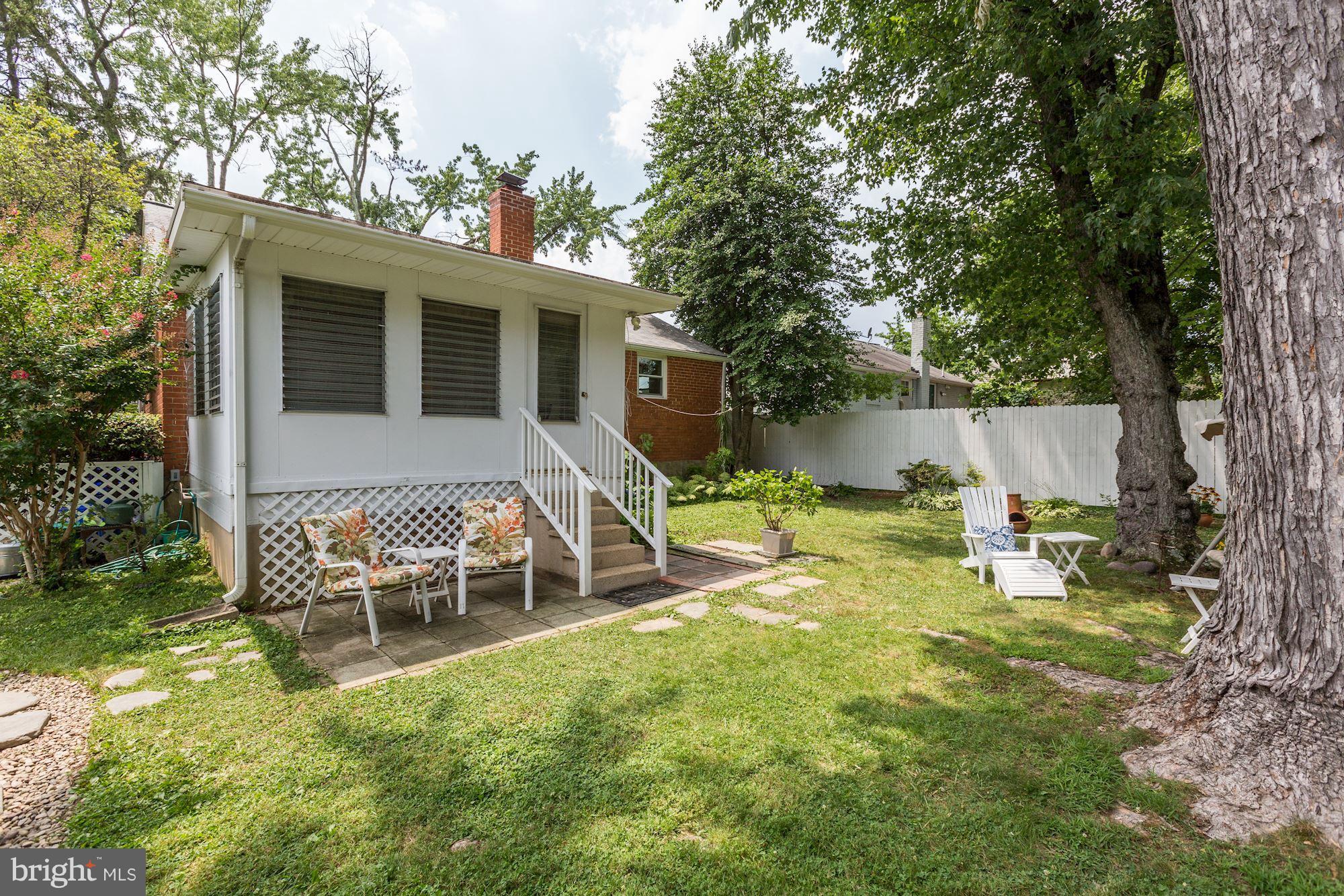 GLENMONT HILLS - Residential