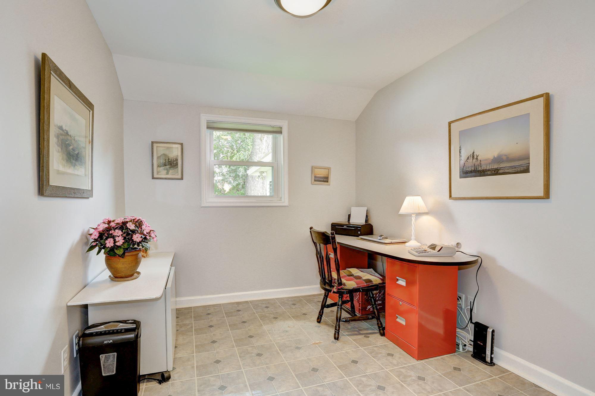 GLENMONT HILLS - Residential