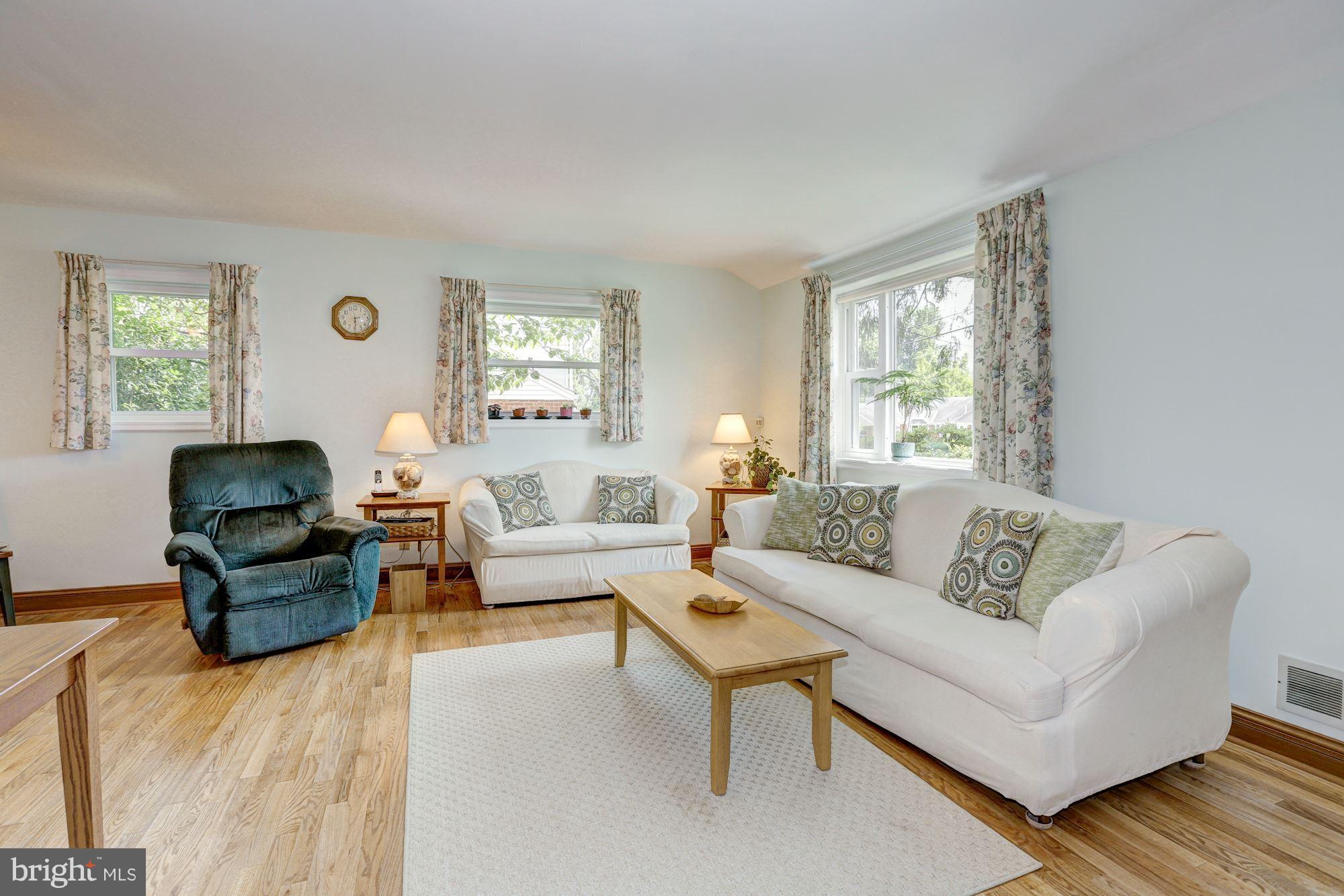 GLENMONT HILLS - Residential