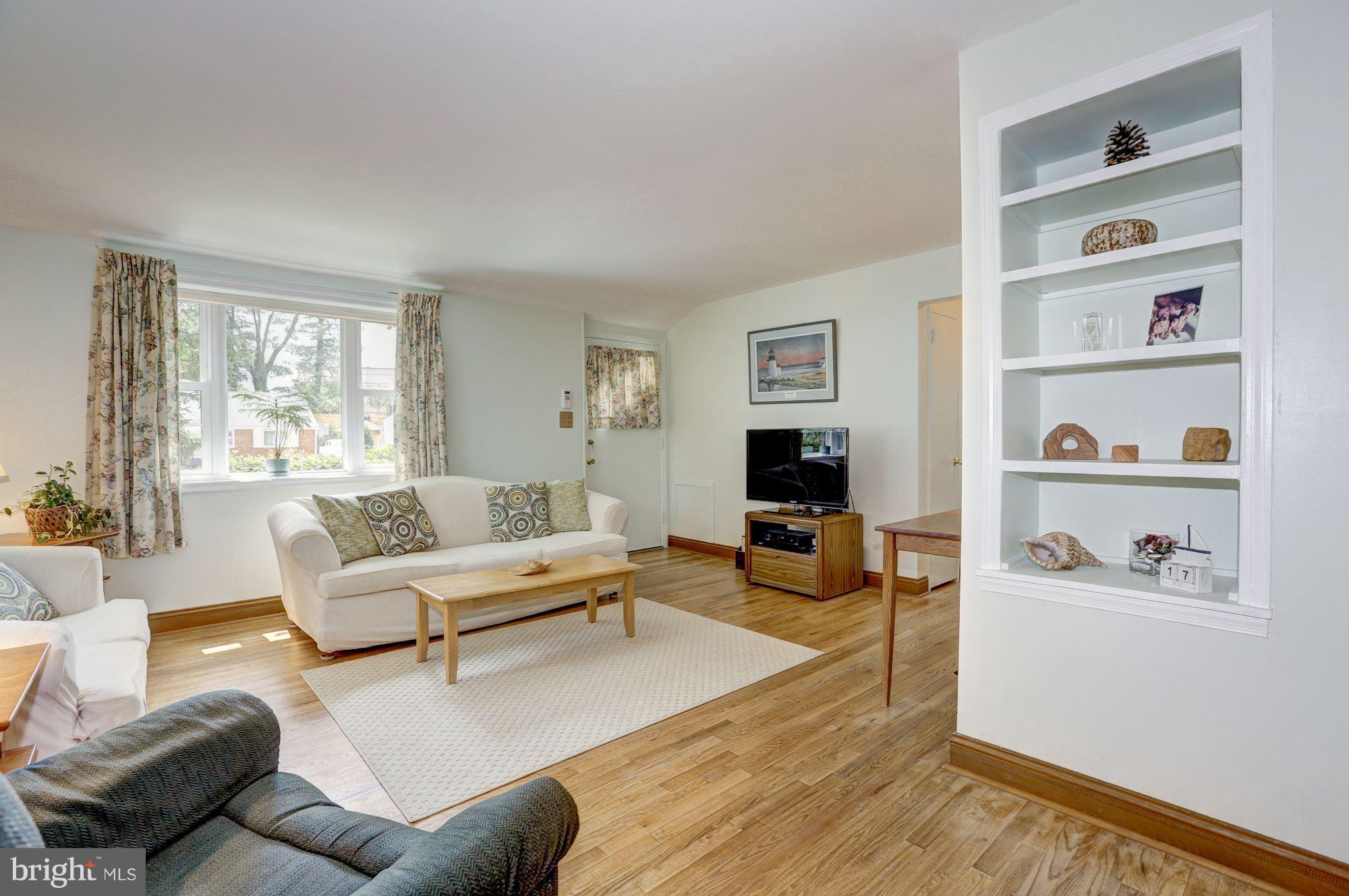 GLENMONT HILLS - Residential