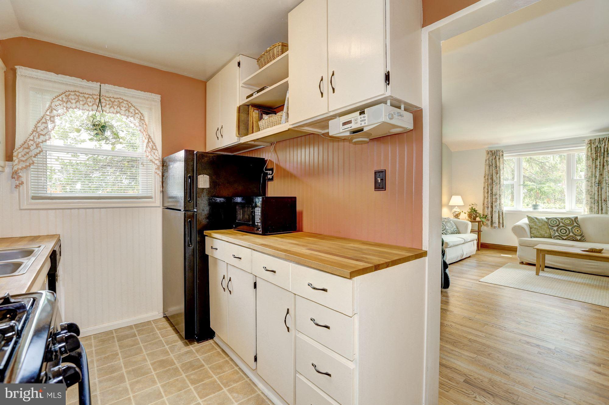 GLENMONT HILLS - Residential