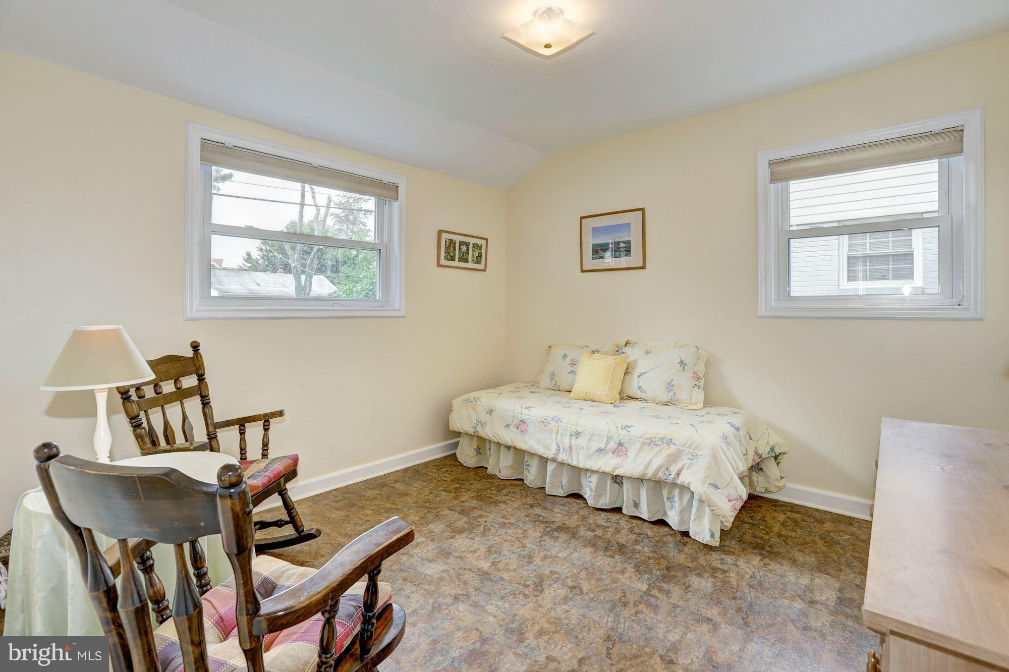 GLENMONT HILLS - Residential