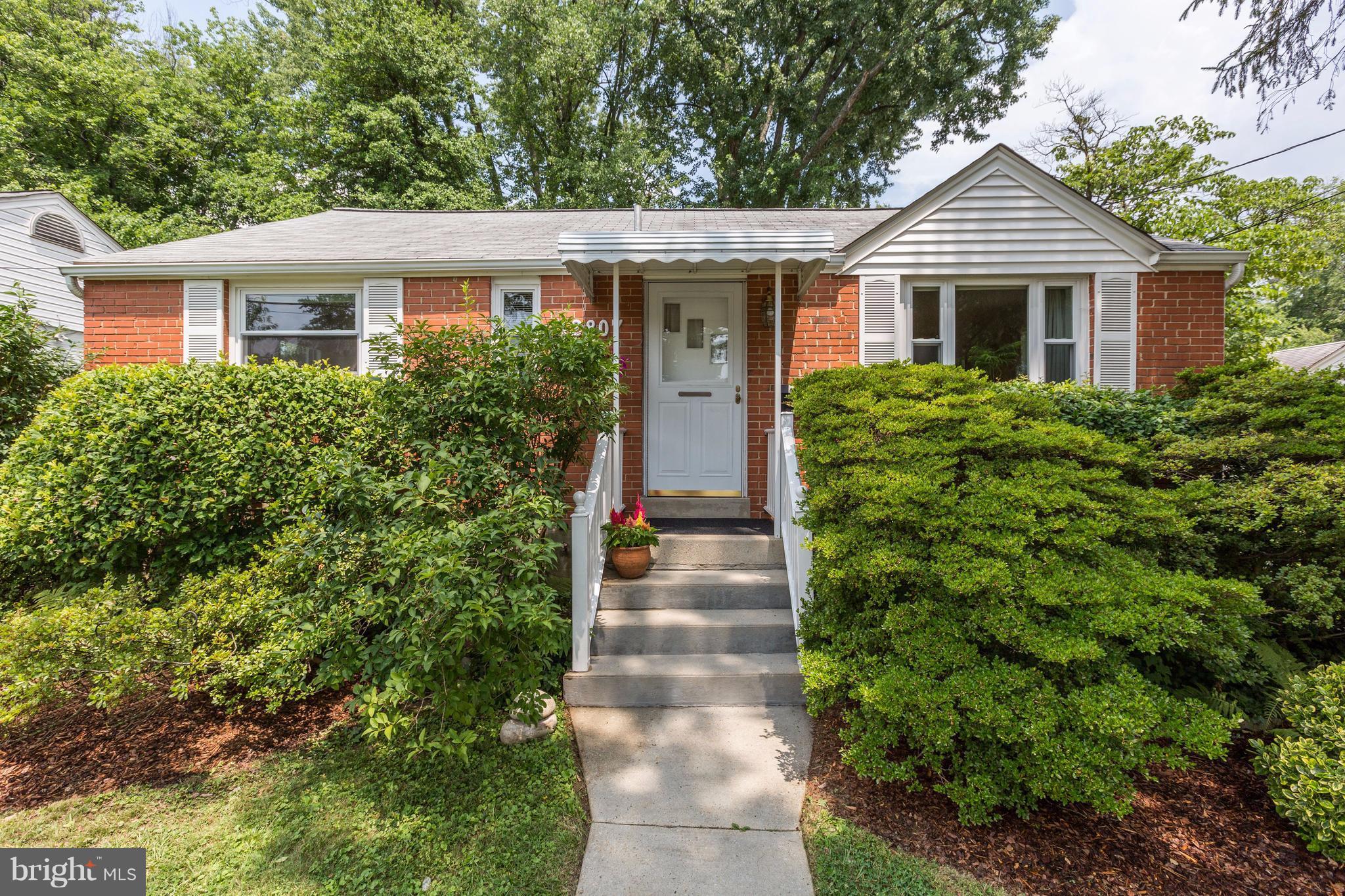 GLENMONT HILLS - Residential