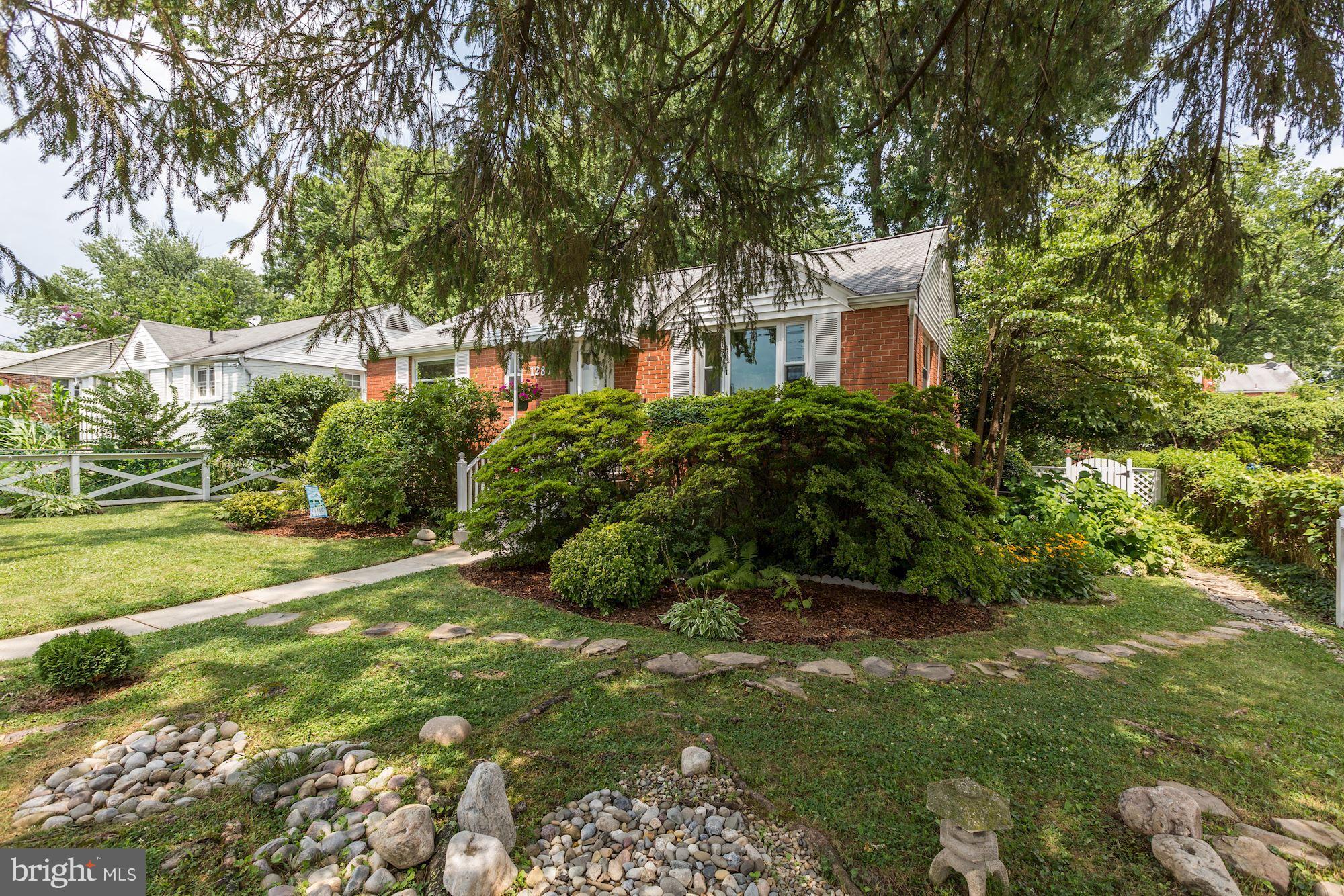 GLENMONT HILLS - Residential