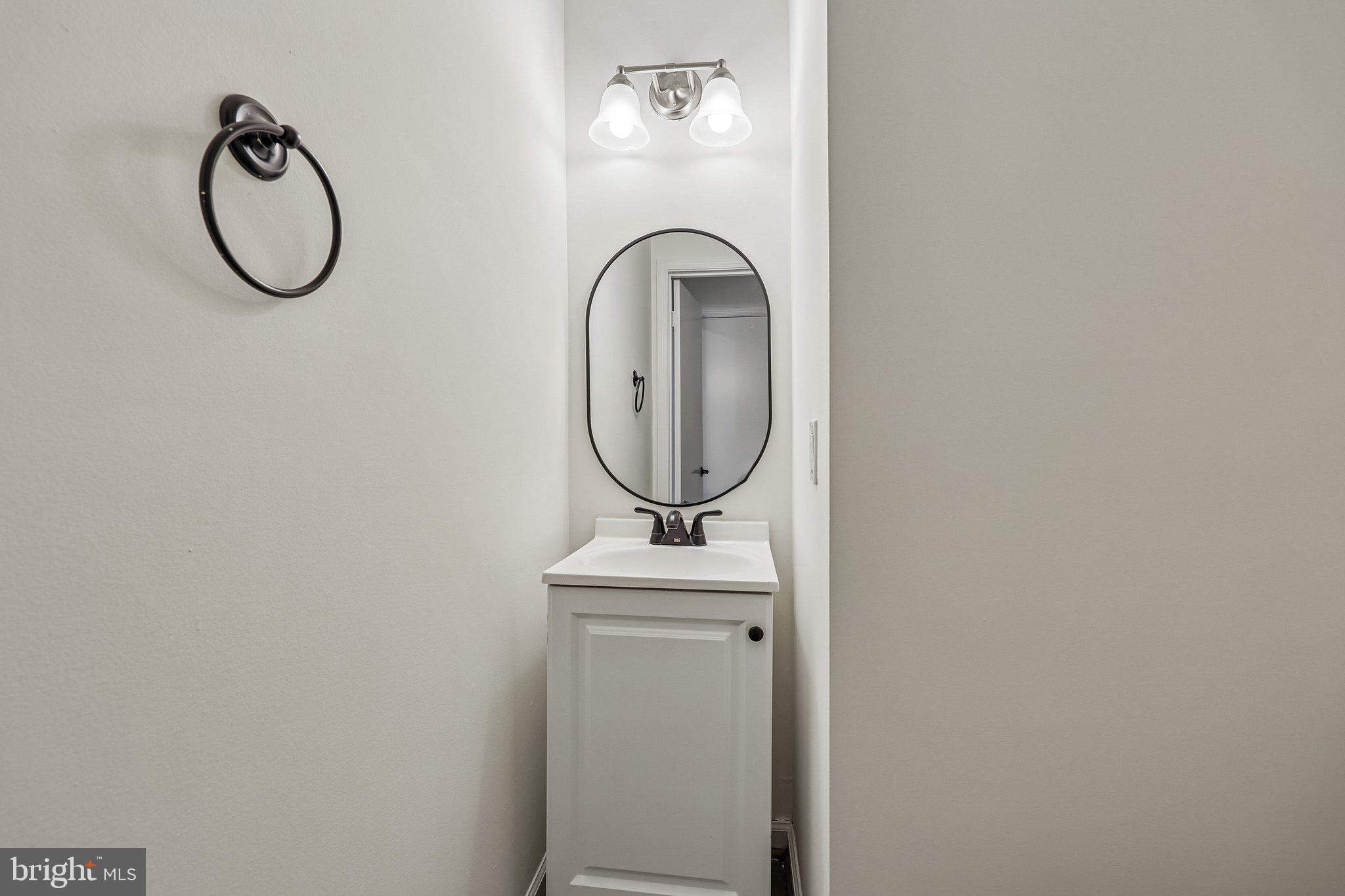 BURKE CENTRE - Residential