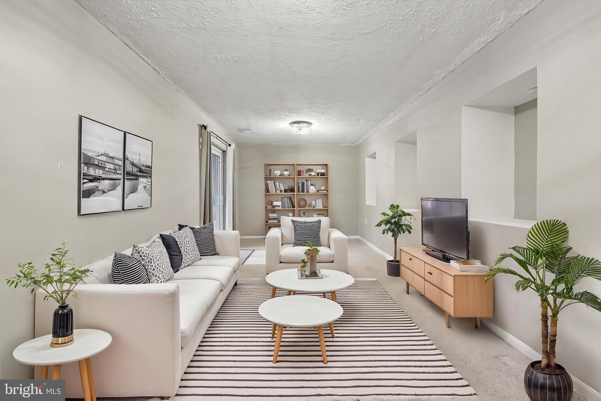 BURKE CENTRE - Residential