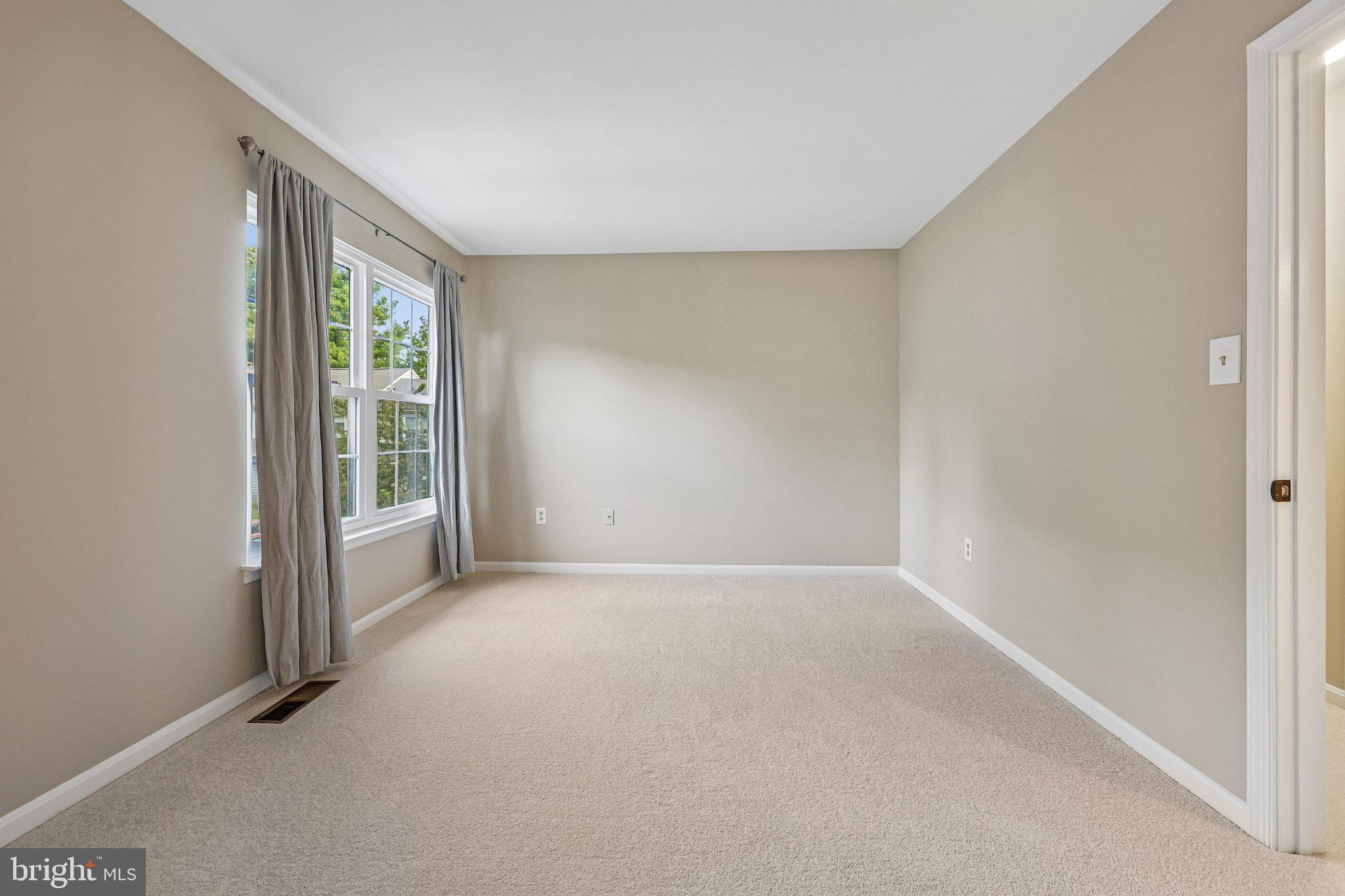 BURKE CENTRE - Residential