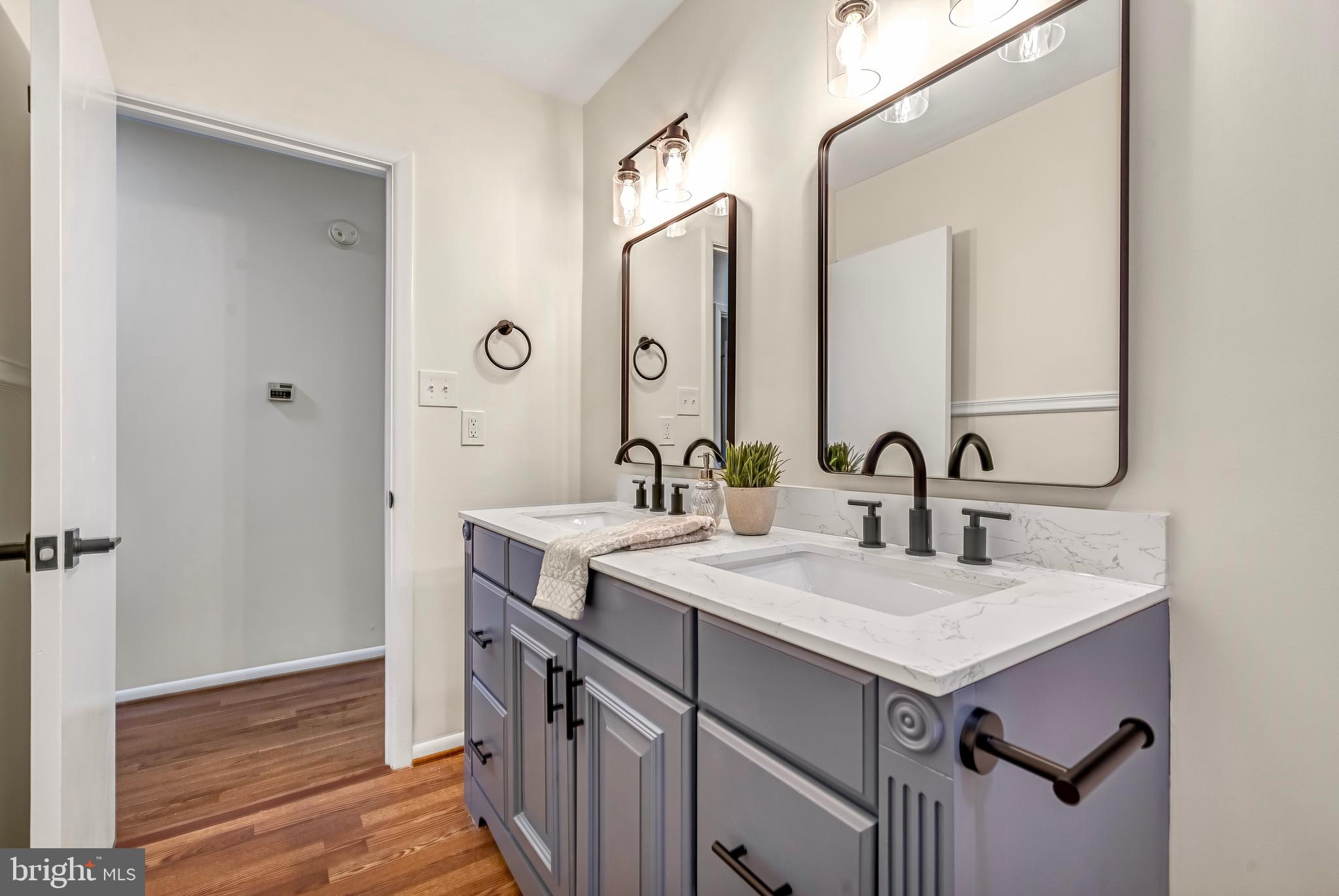 PARKRIDGE - Residential