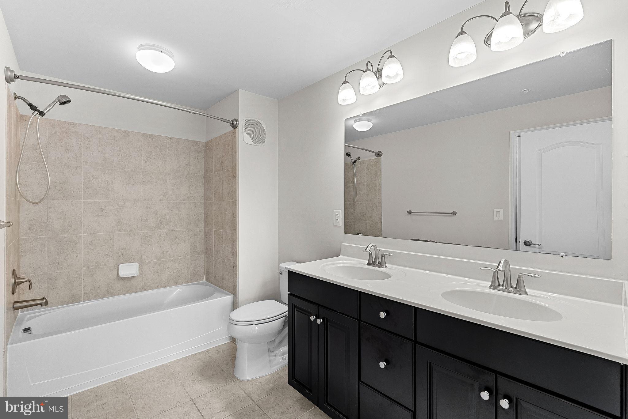 PRESERVE AT GOOSE CREEK - Residential