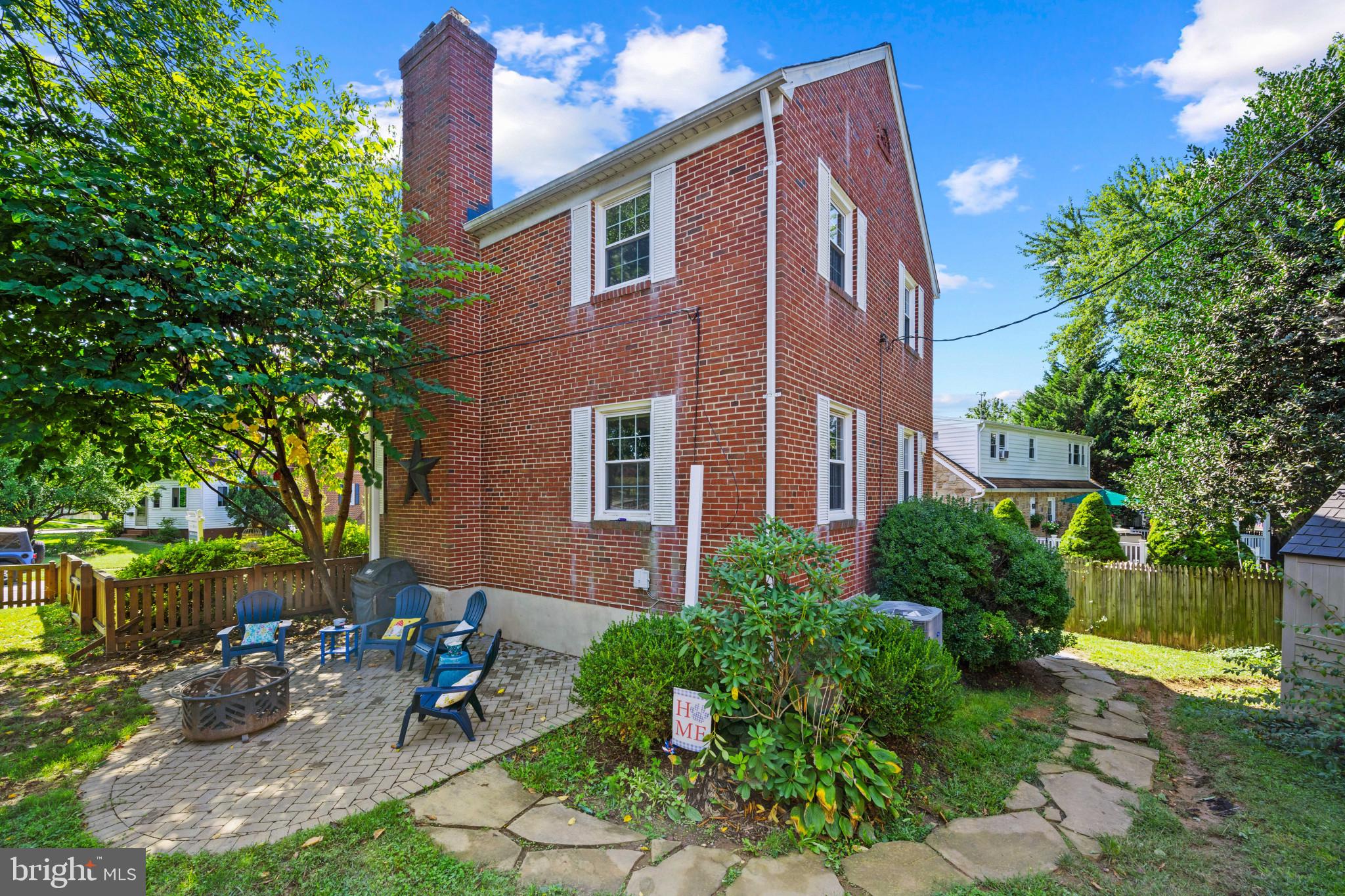 SUMMIT PARK - Residential