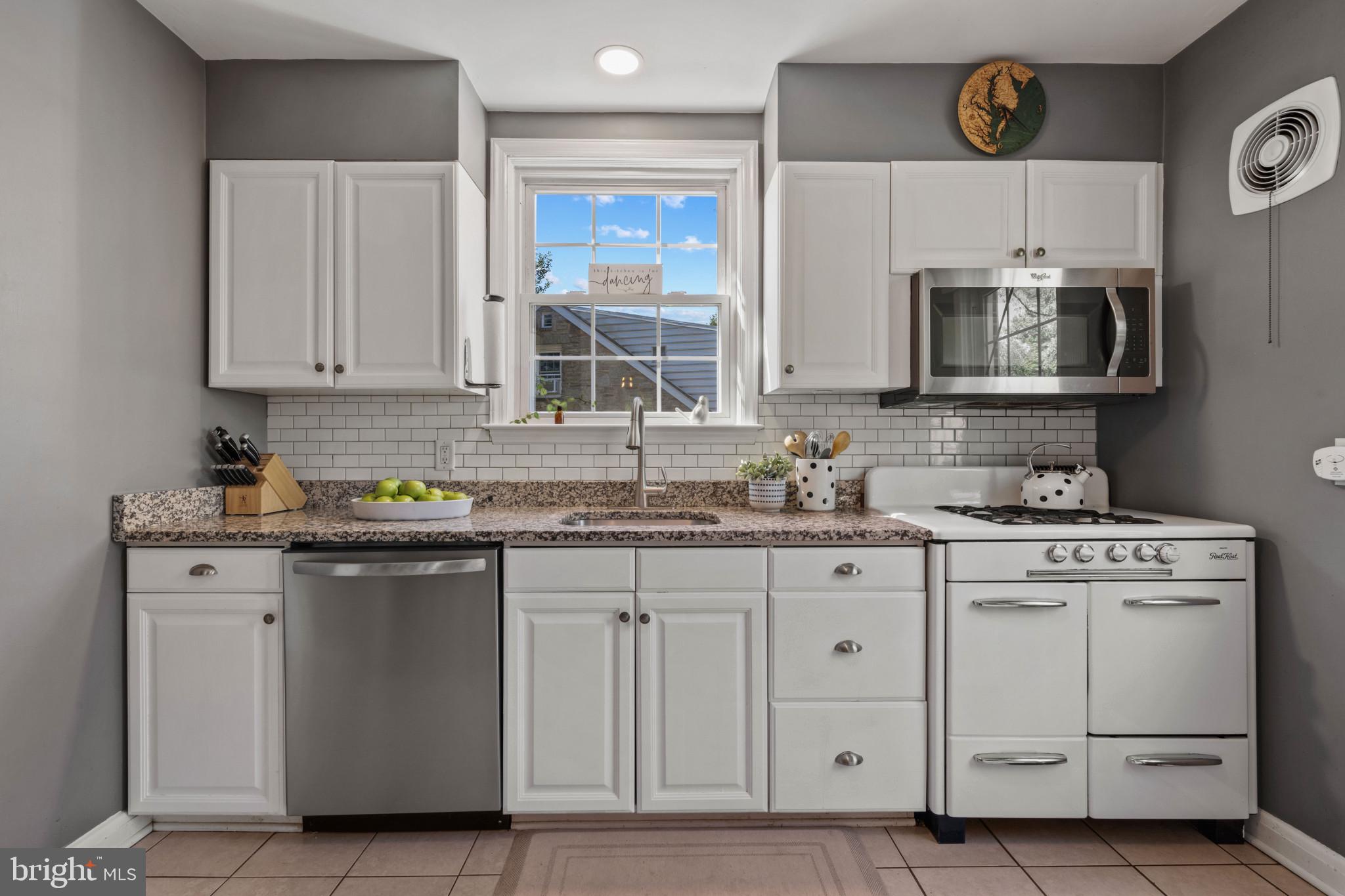 SUMMIT PARK - Residential