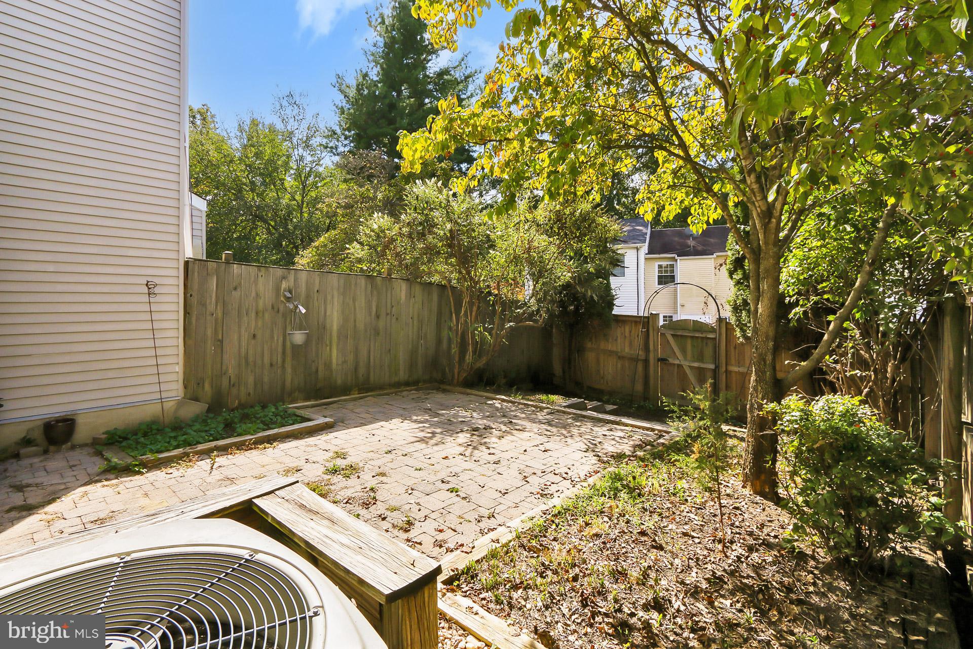 THE TALLWOODS - Residential Lease