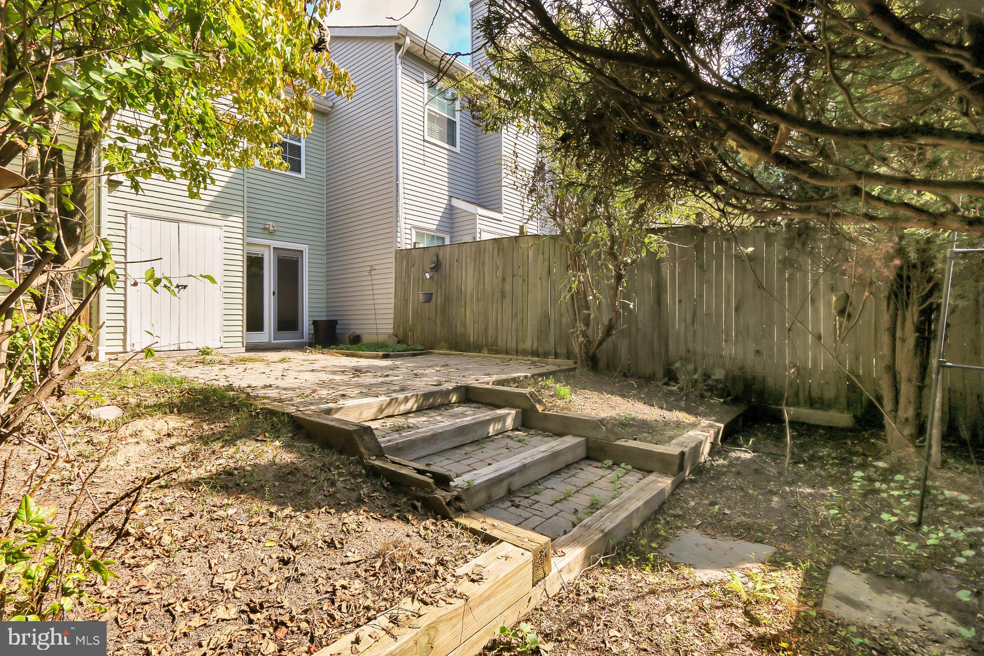 THE TALLWOODS - Residential Lease