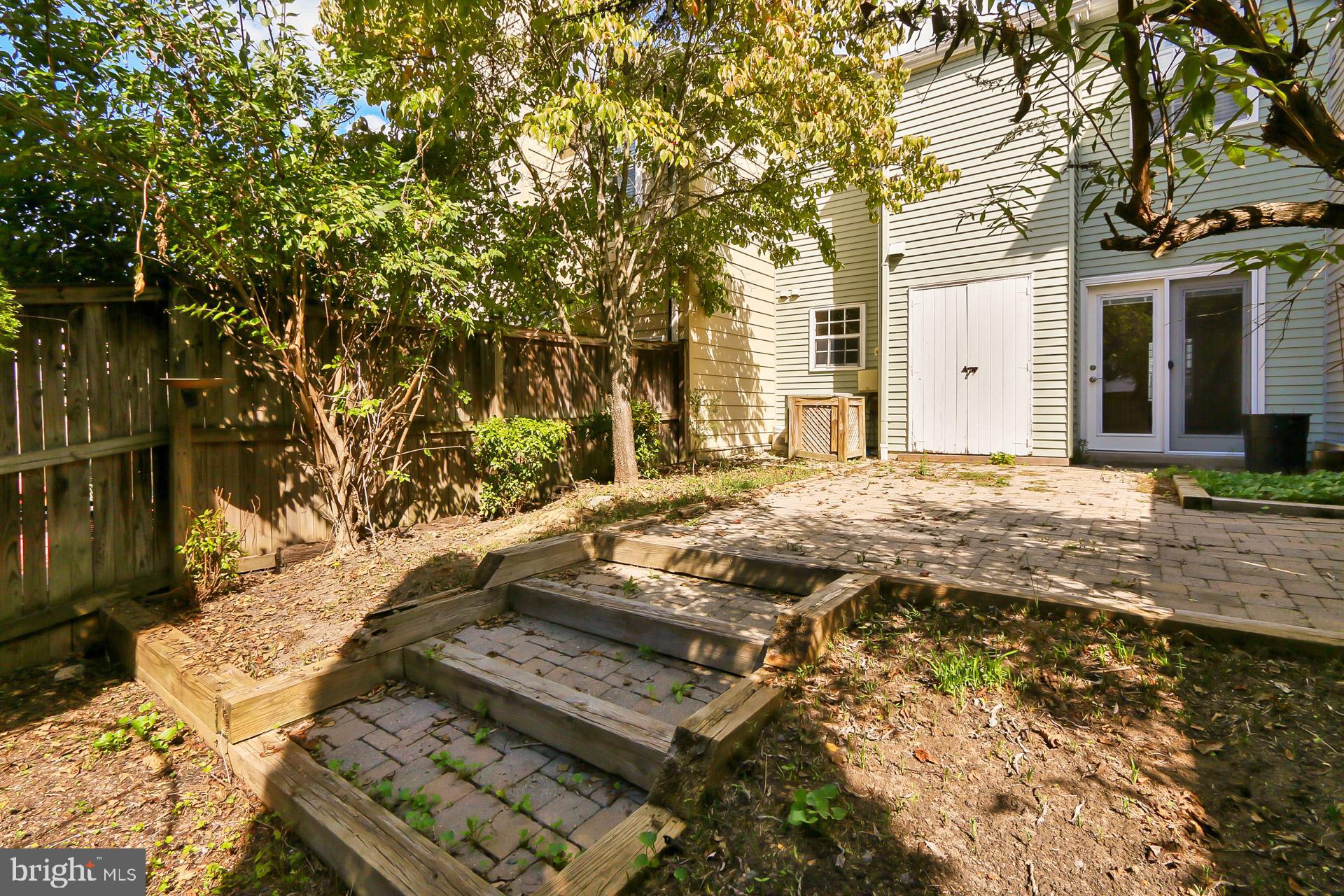 THE TALLWOODS - Residential Lease