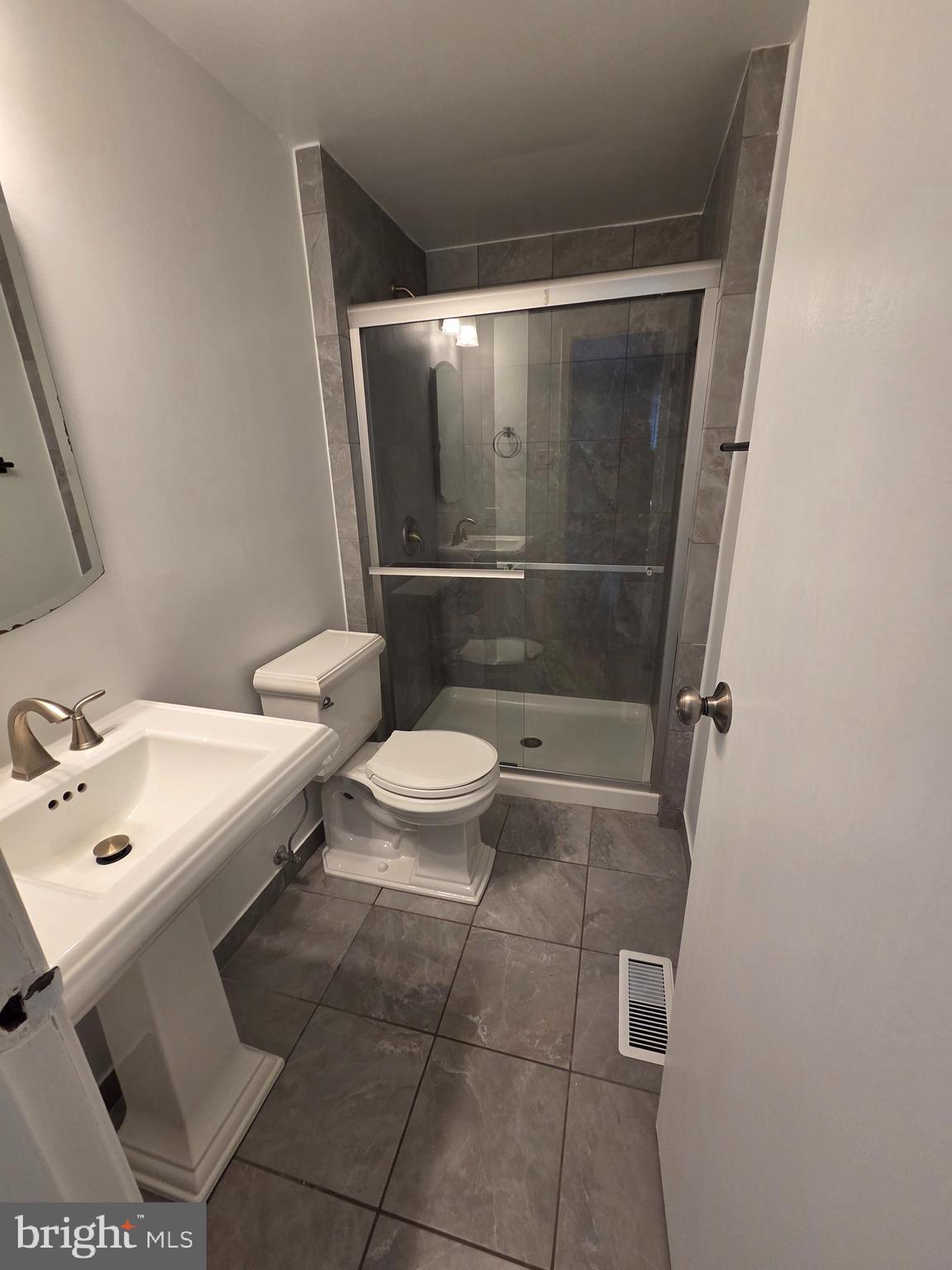 HARBOR VIEW - Residential Lease