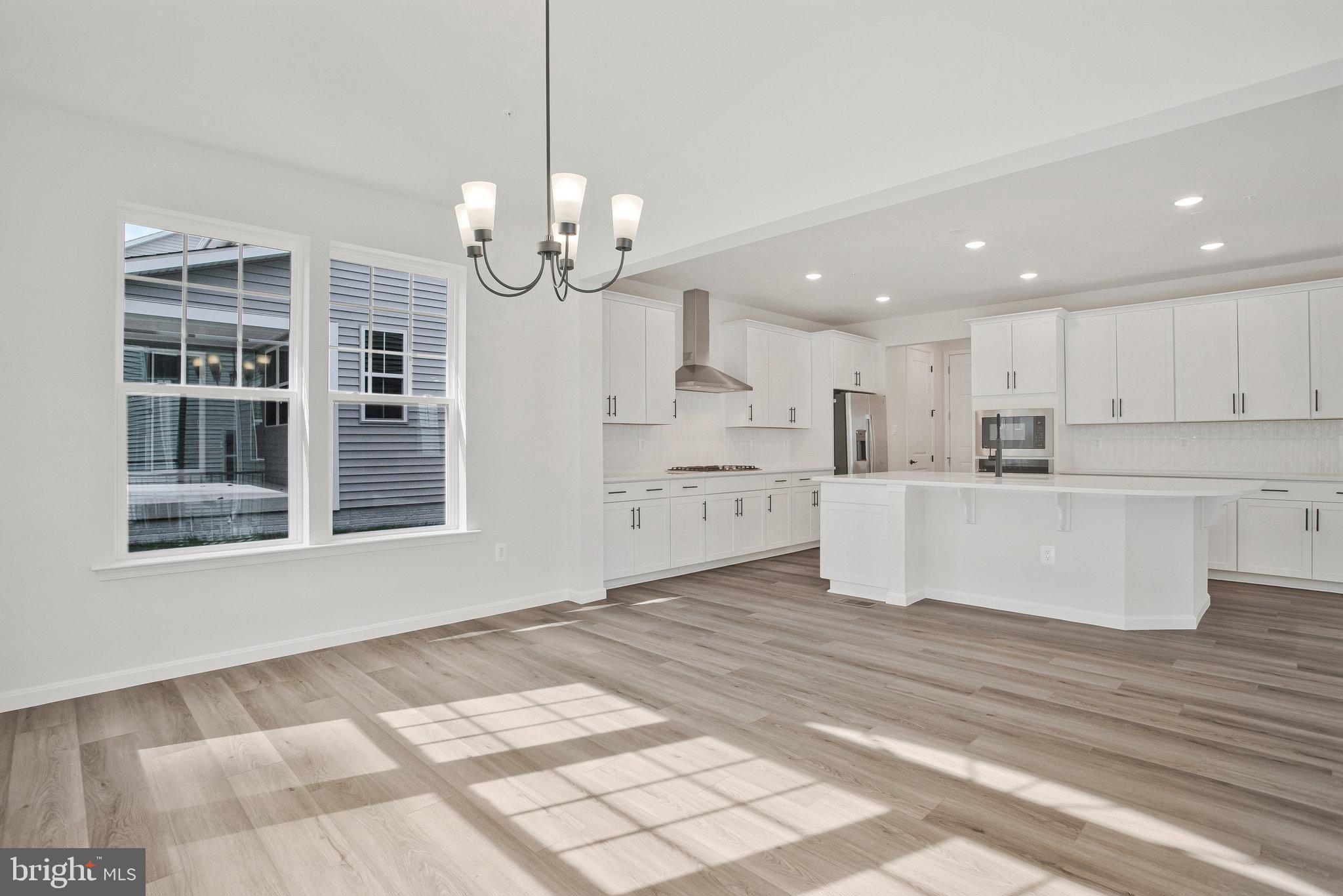 ROBERTS CROSSING - Residential