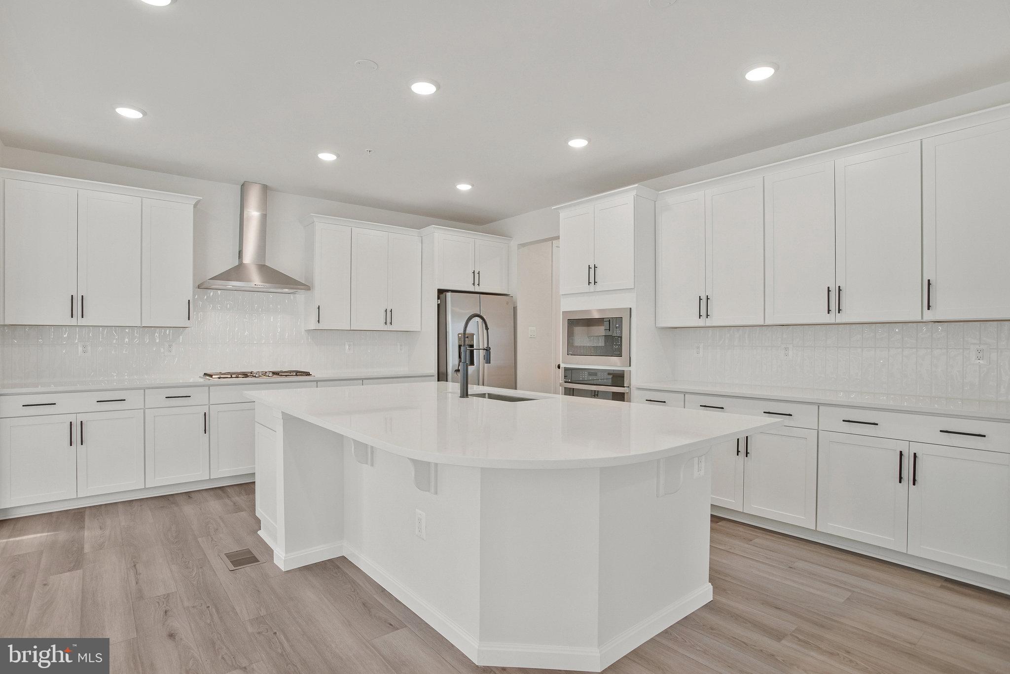 ROBERTS CROSSING - Residential