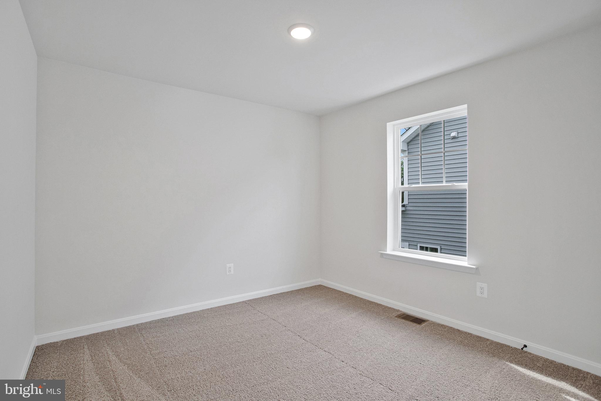 ROBERTS CROSSING - Residential