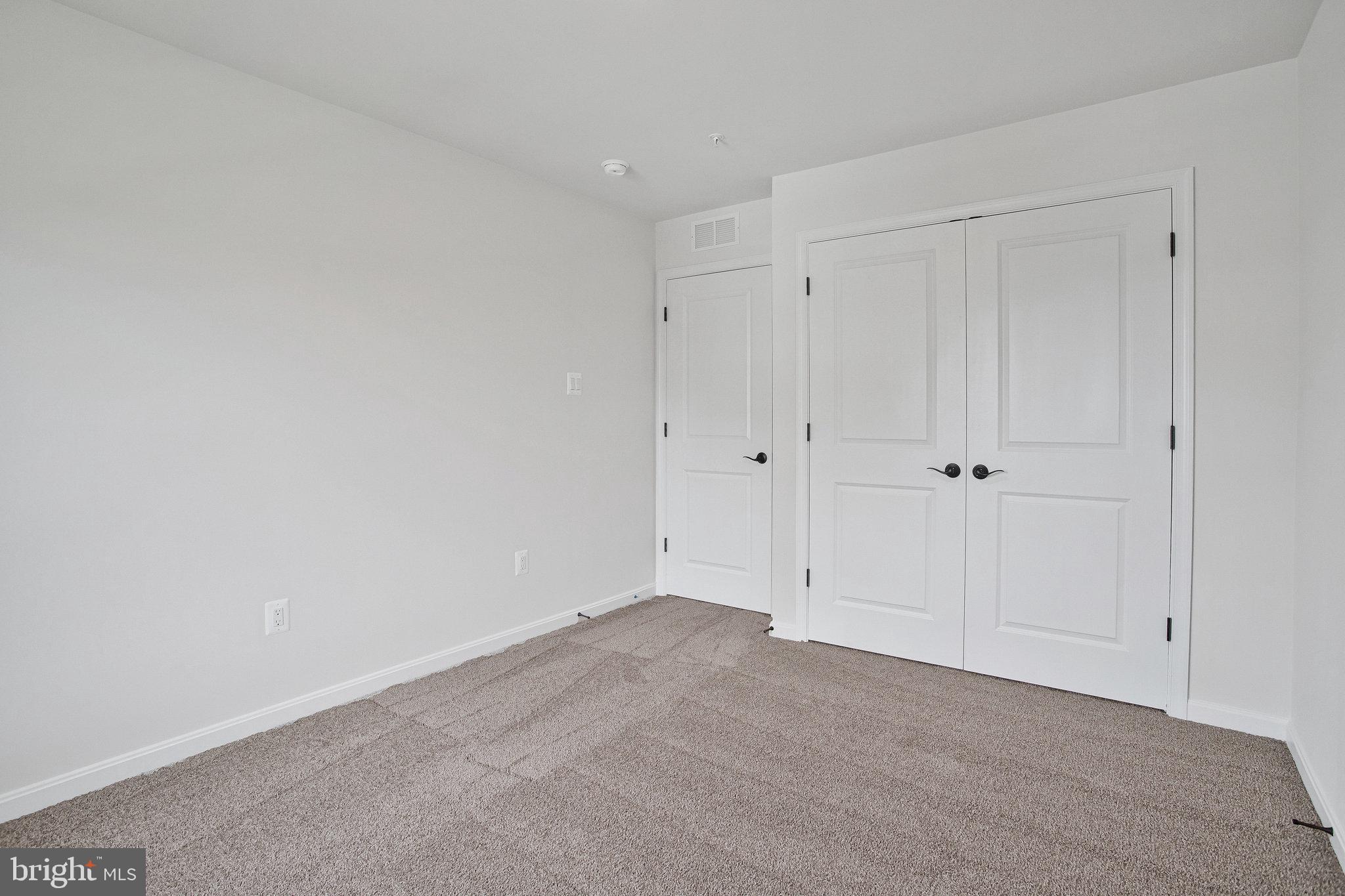 ROBERTS CROSSING - Residential