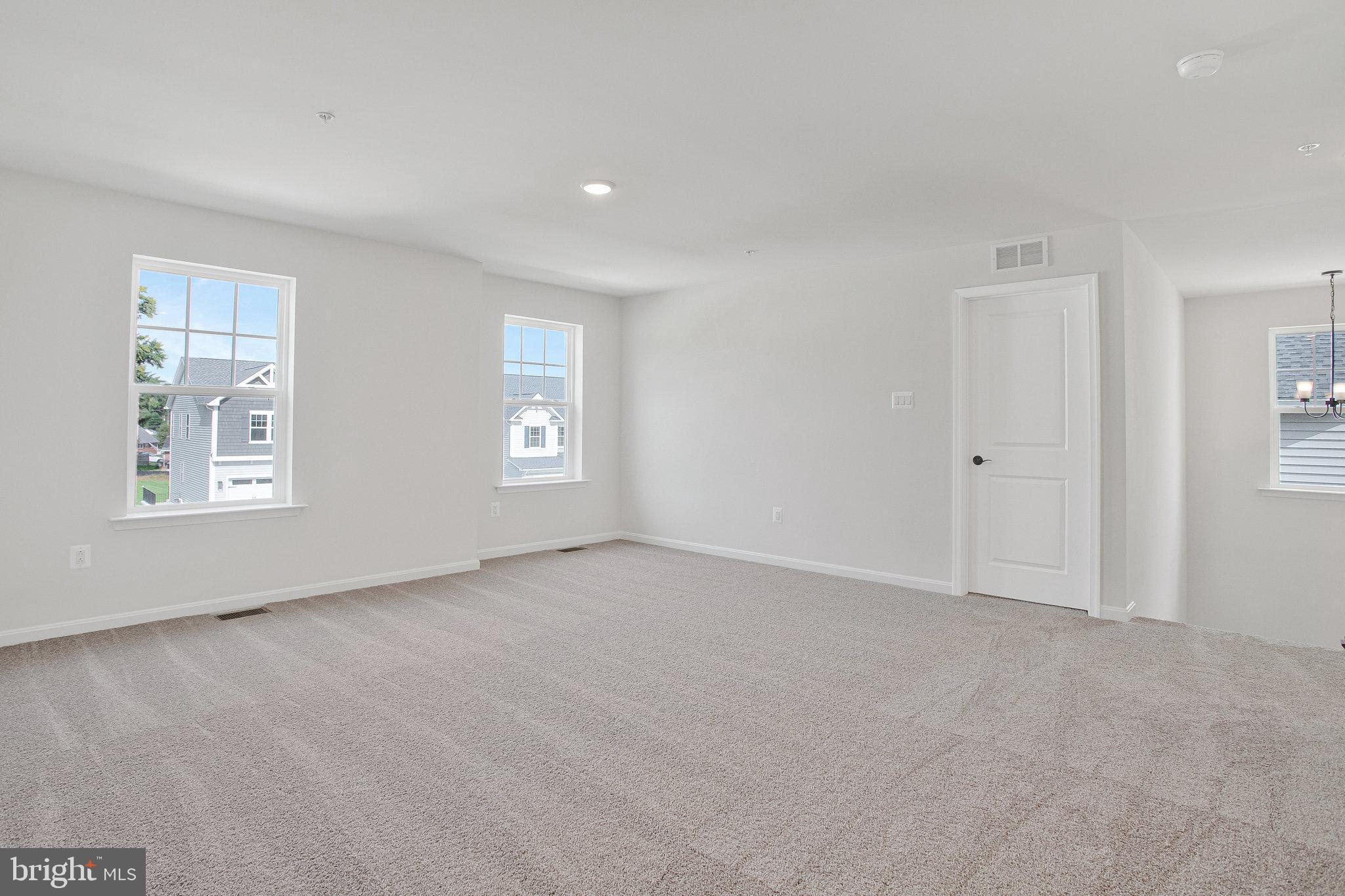 ROBERTS CROSSING - Residential