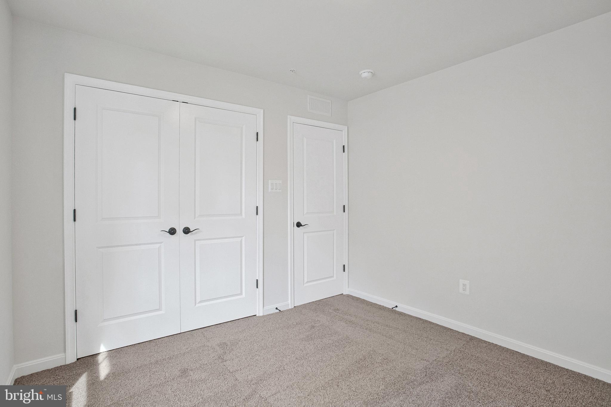 ROBERTS CROSSING - Residential