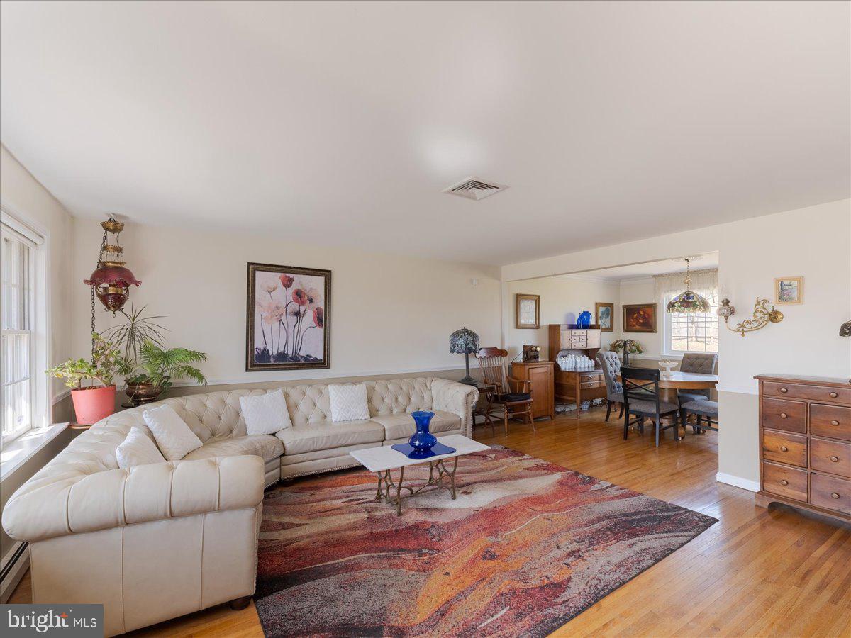 NORRITON EAST - Residential