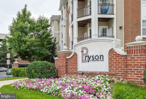 Property photo of 12913 Centre Park Circle 102, Herndon, VA 20171