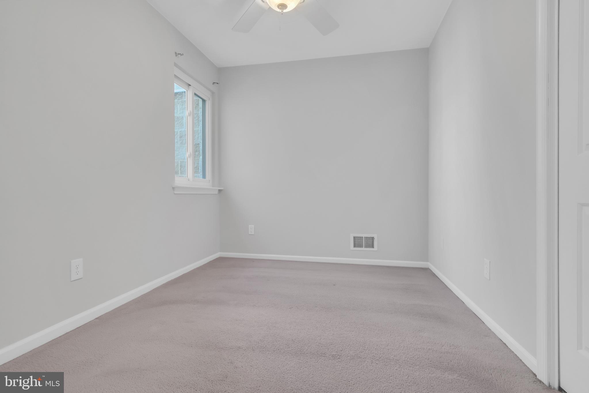 EAGLE RIDGE - Residential Lease