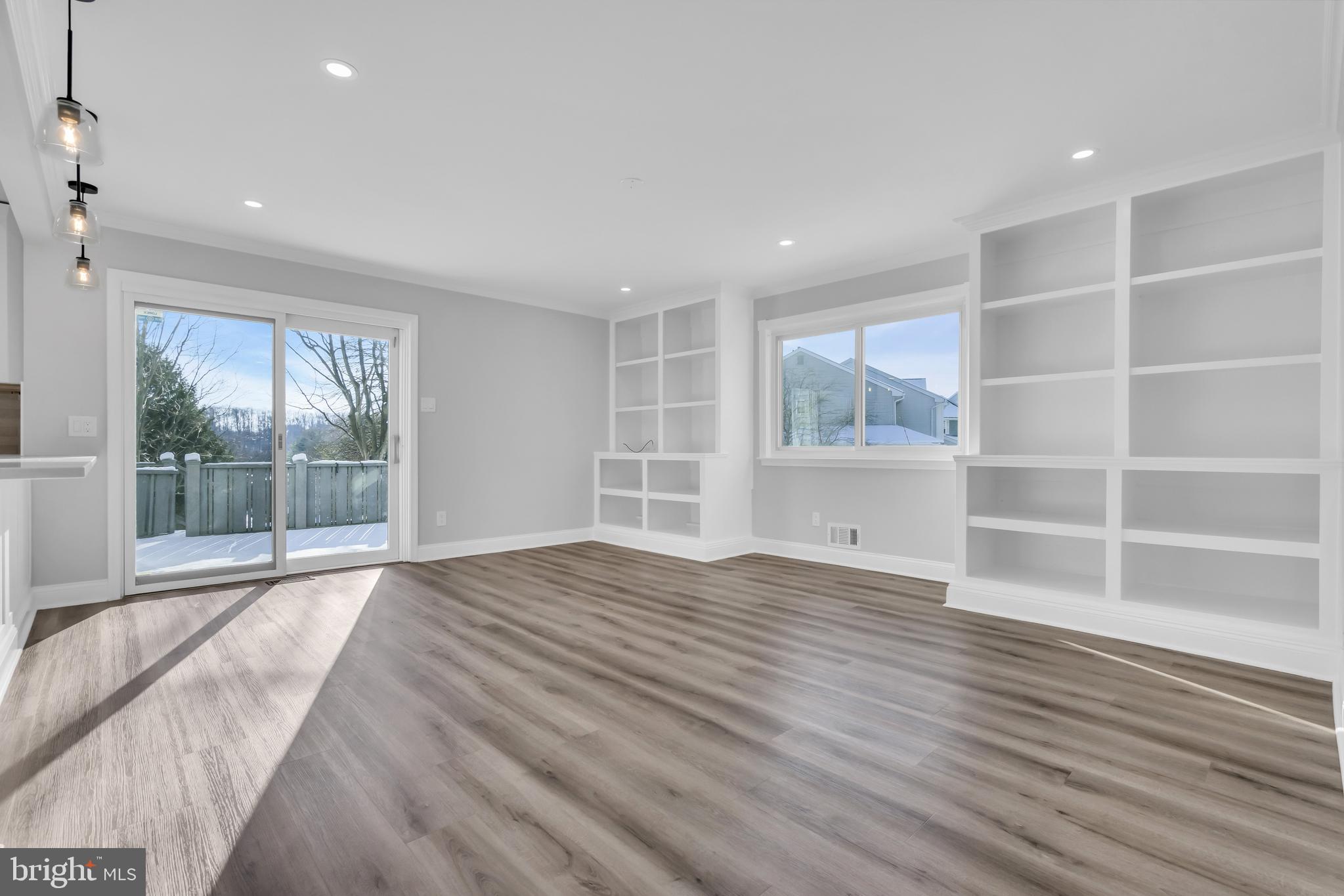 EAGLE RIDGE - Residential Lease