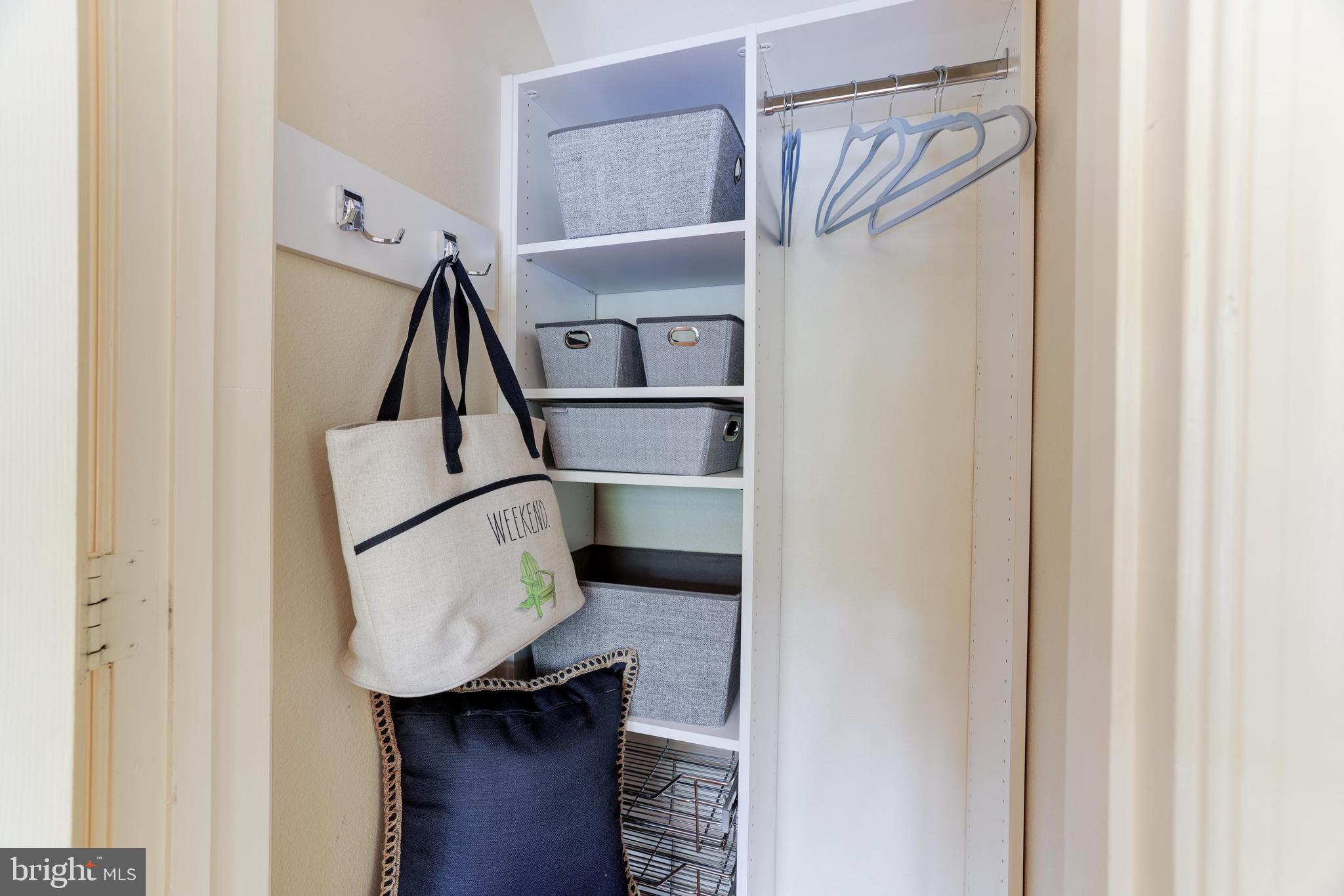 FOX MILL STATION - Residential