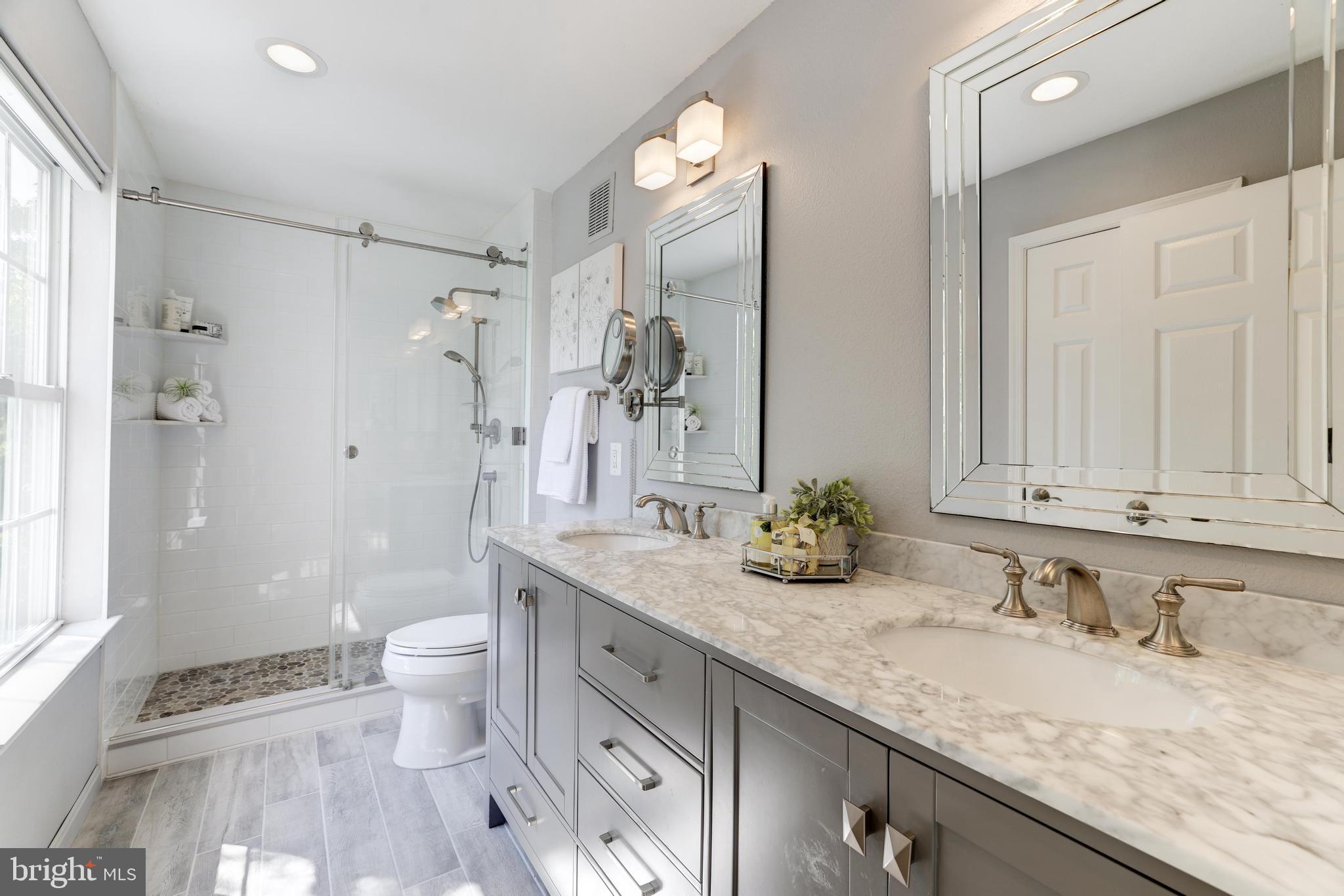 FOX MILL STATION - Residential