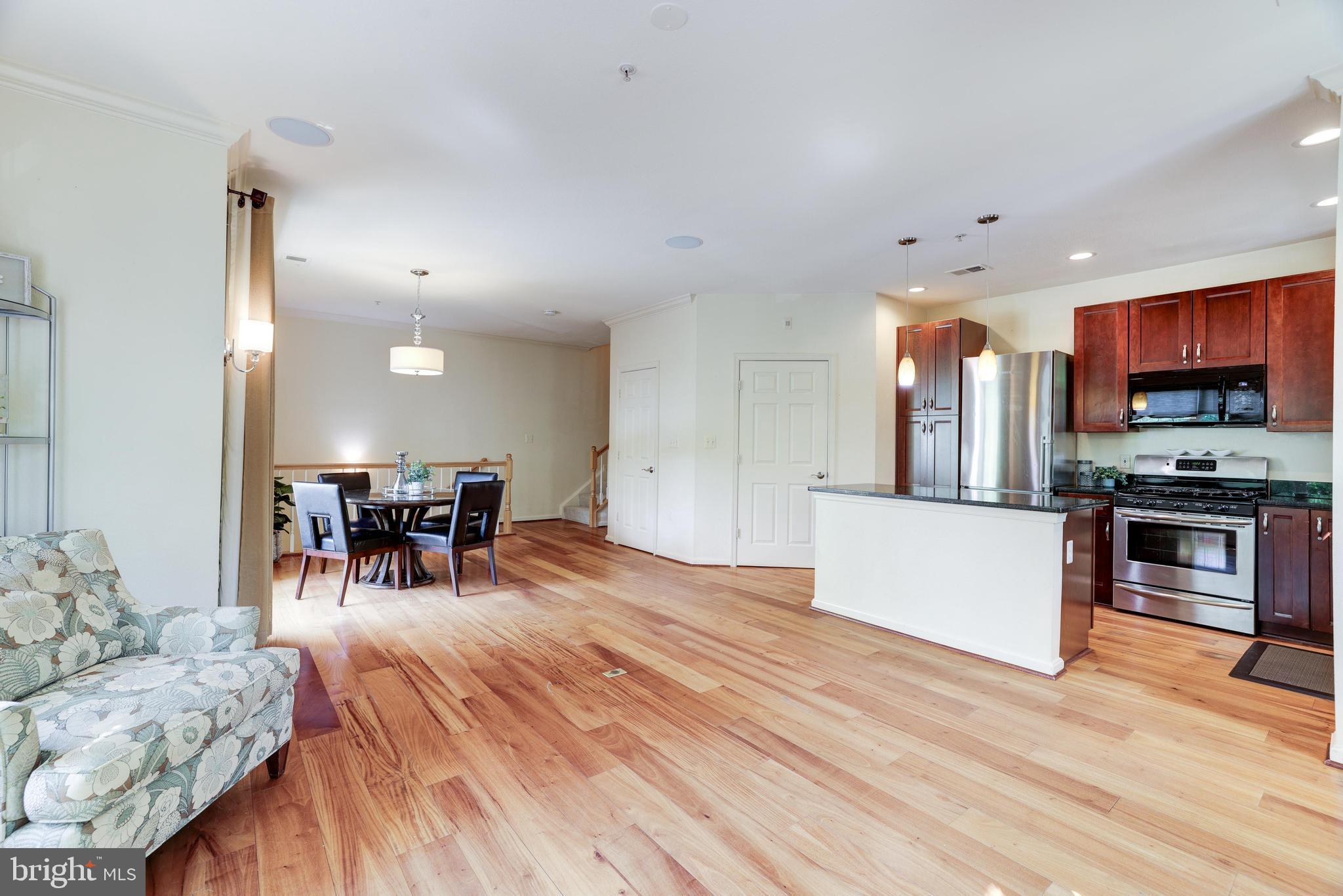 FOX MILL STATION - Residential