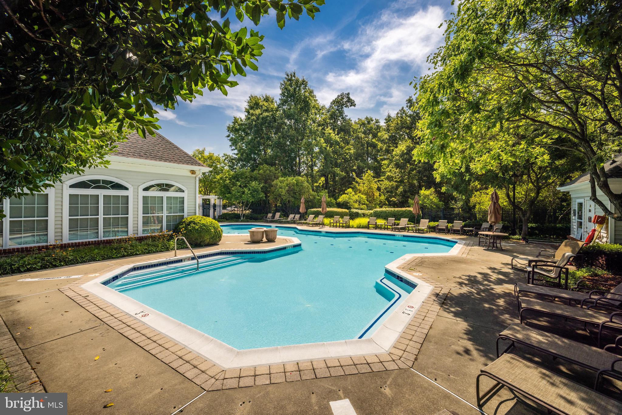 FOX MILL STATION - Residential