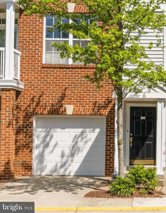 FOX MILL STATION - Residential