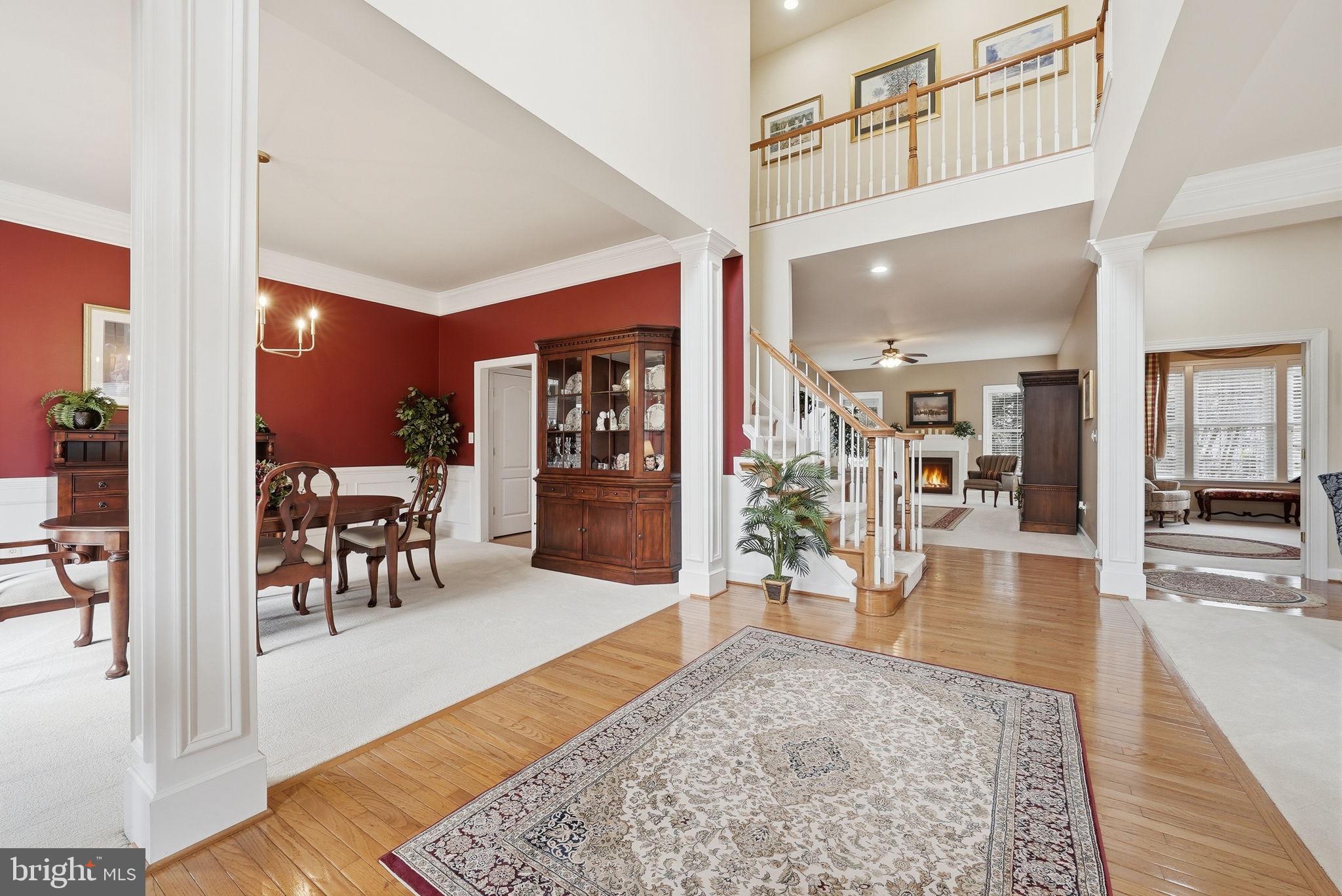 7820 ROSE GARDEN LANE