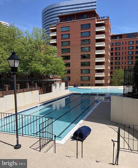 RIVER PLACE - Residential