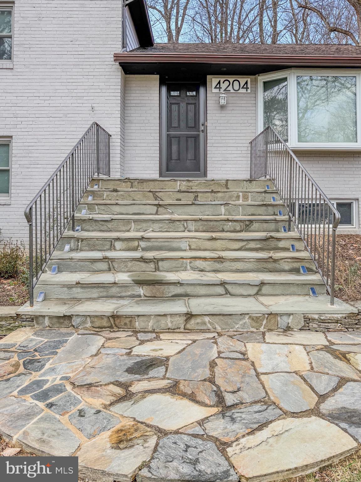 4204 WAKEFIELD DRIVE