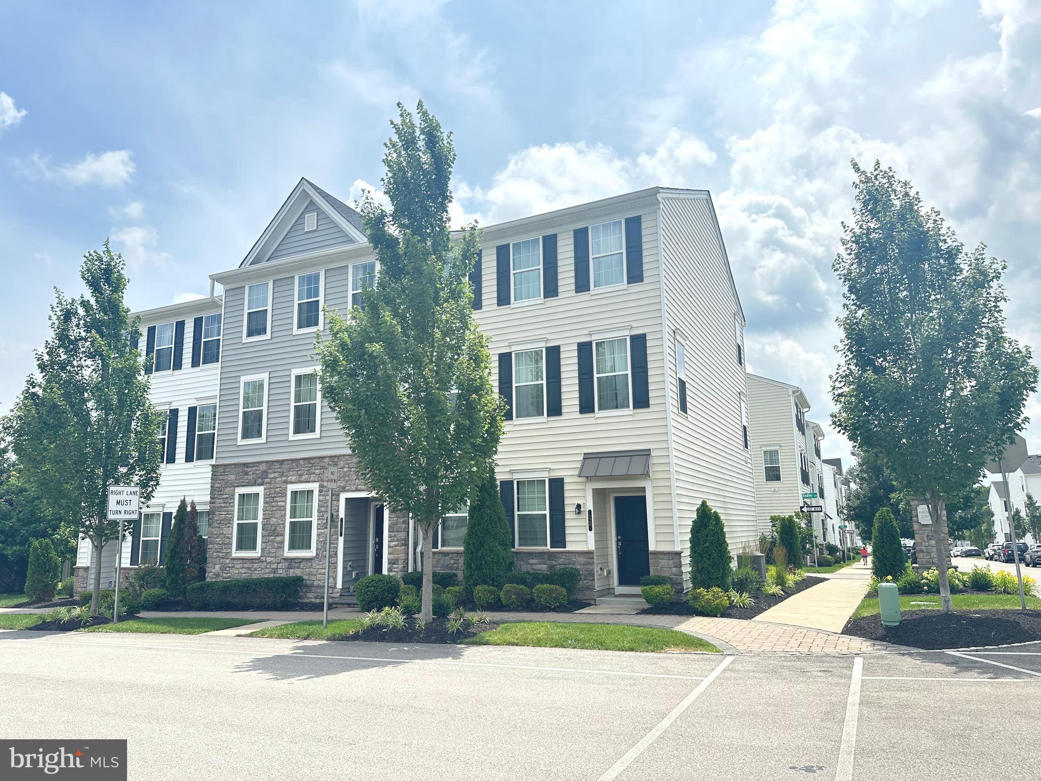 3 Bed / 2.5 Bath end-unit Toll Brothers Model House in Hatboro-Horsham School District was built in 2018 and is loaded with upgrades! The main level is flooded with natural sunlight and ideal for entertaining guests with an open floor plan including a spacious formal living room, separate dining area, a spectacularly renovated kitchen, half bath, and LED recessed lighting. The kitchen features 42-inch shaker-style white cabinetry with under cabinet lighting and crown molding, gourmet stainless steel appliances including: a 5-burner gas cooktop, chef’s range hood, a wall oven, built-in microwave, a dishwasher, and refrigerator. Also in the kitchen are level 3 granite countertops, a white tile backsplash with decorative tile inlay, an island with a large sink, seating for 4 stools, 3 modern globe pendant lights, and a french door pantry. The spacious dining area is open to the kitchen and there’s an additional space near the half bathroom, which is an ideal soft seating area for guests. Sliding glass doors open to the fully composite back deck - a great place for your morning coffee or evening cocktail! The main level and lower level bonus room offer hand-scraped wide plank engineered hardwood flooring throughout. The lower level is above grade, has access to the 2-car garage, and features a bonus room currently set up as a gym - (but could be perfect for a home office or recreational room). Upstairs you will find the main ensuite bedroom, 2 additional bedrooms with walk-in closets, a laundry area in the hallway, a hall linen closet with a french door, and an additional full bath. The large main bedroom suite offers elegant 2-toned paint, crown molding, a trayed ceiling also with crown molding, and a spacious walk-in closet. The main bathroom has a double vanity, upgraded porcelain floor tile, and an extended frameless shower with a bench. This home has modern single panel doors with upgraded hardware throughout. Parking is a breeze with the 2-car garage and 2 additional driveway spaces! Conveniently located near 611, 276, and the train line to Center City for an easy commute. Don’t miss your opportunity, schedule a showing today! The owner is Real Estate agent. Owner pay HOA.