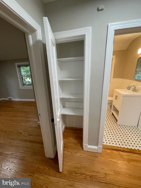 INDIAN SPRING CLUB ESTS - Residential Lease