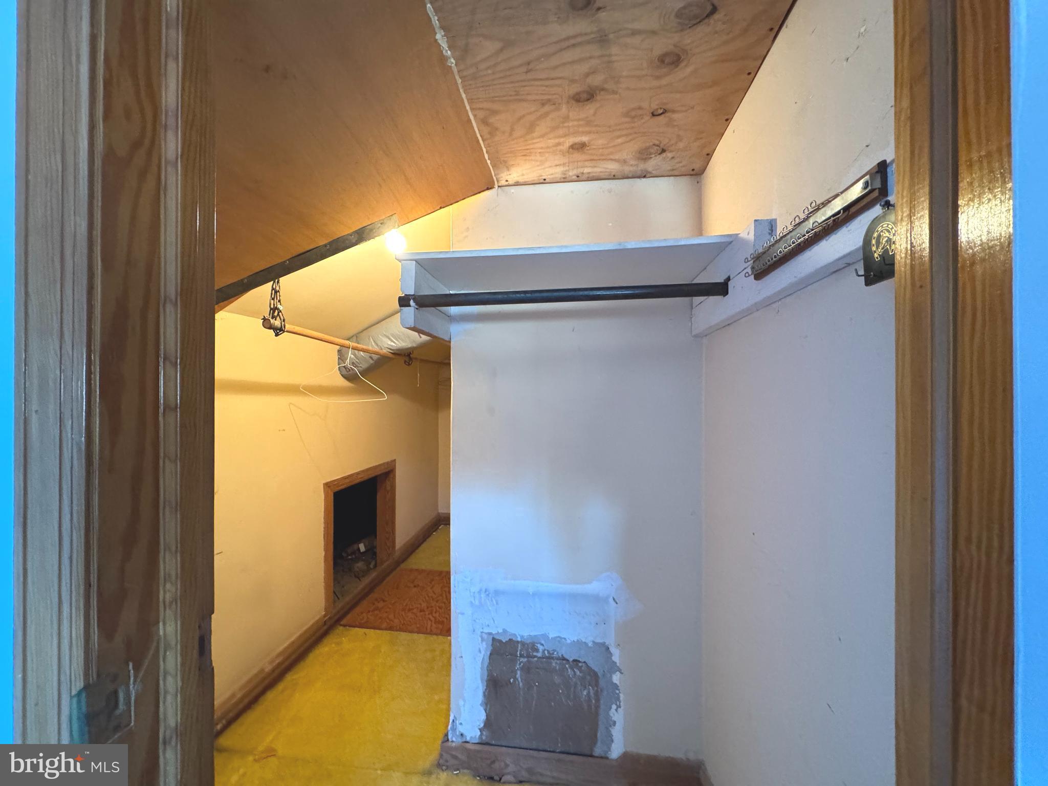 MORELAND PARK - Residential