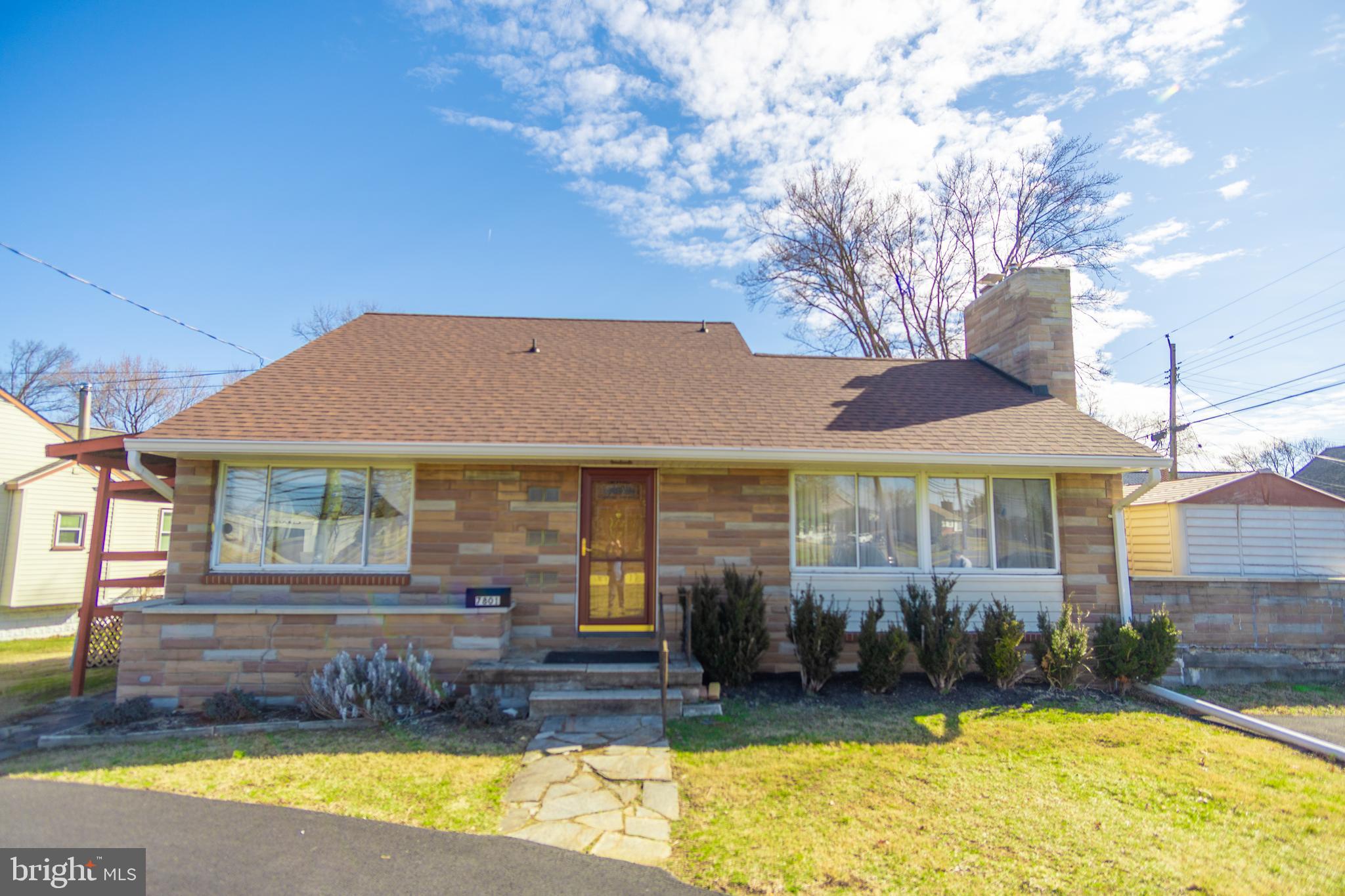 MORELAND PARK - Residential