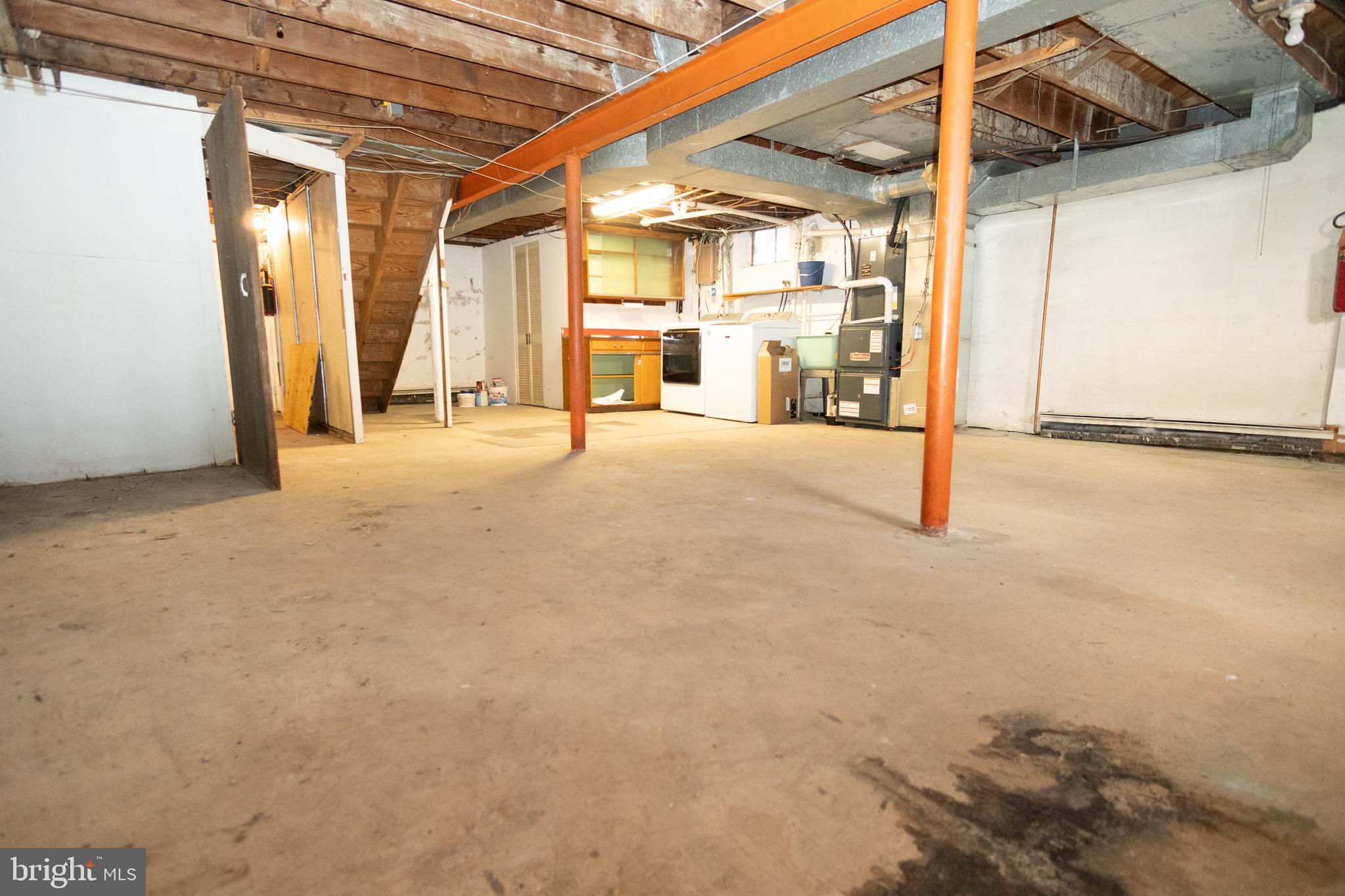 MORELAND PARK - Residential