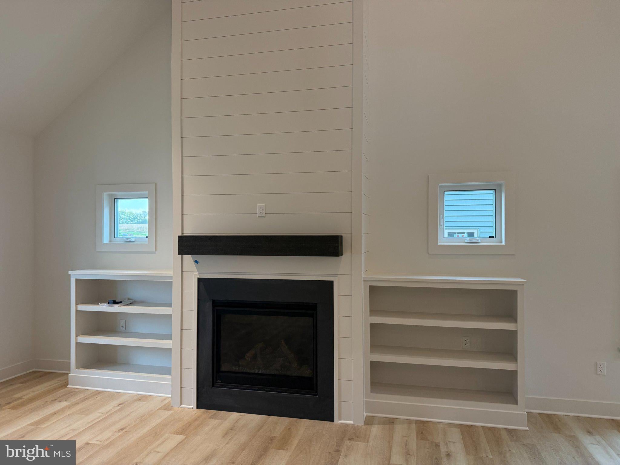 239 PARKSIDE PLACE
