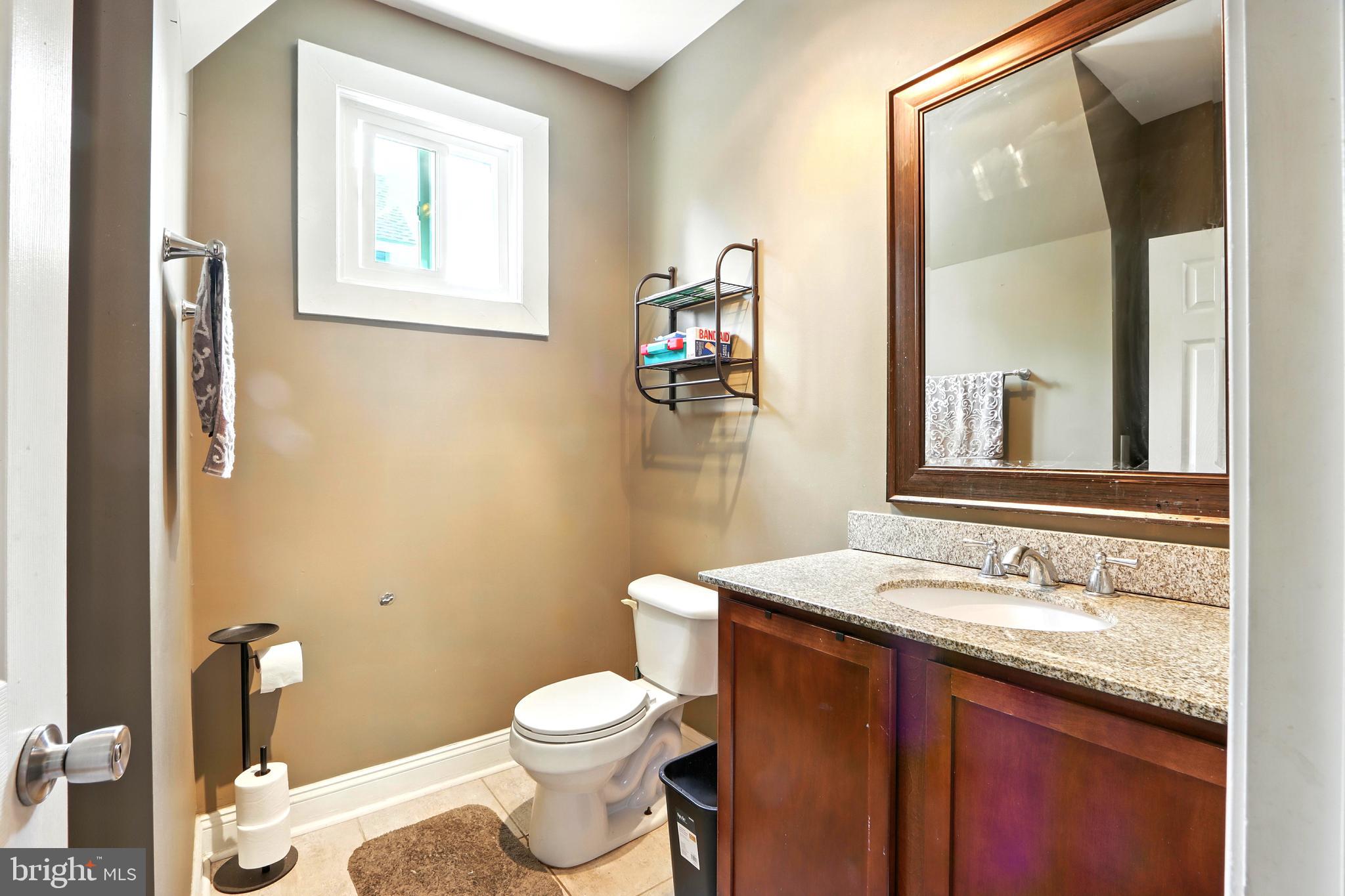214 SHADY NOOK COURT