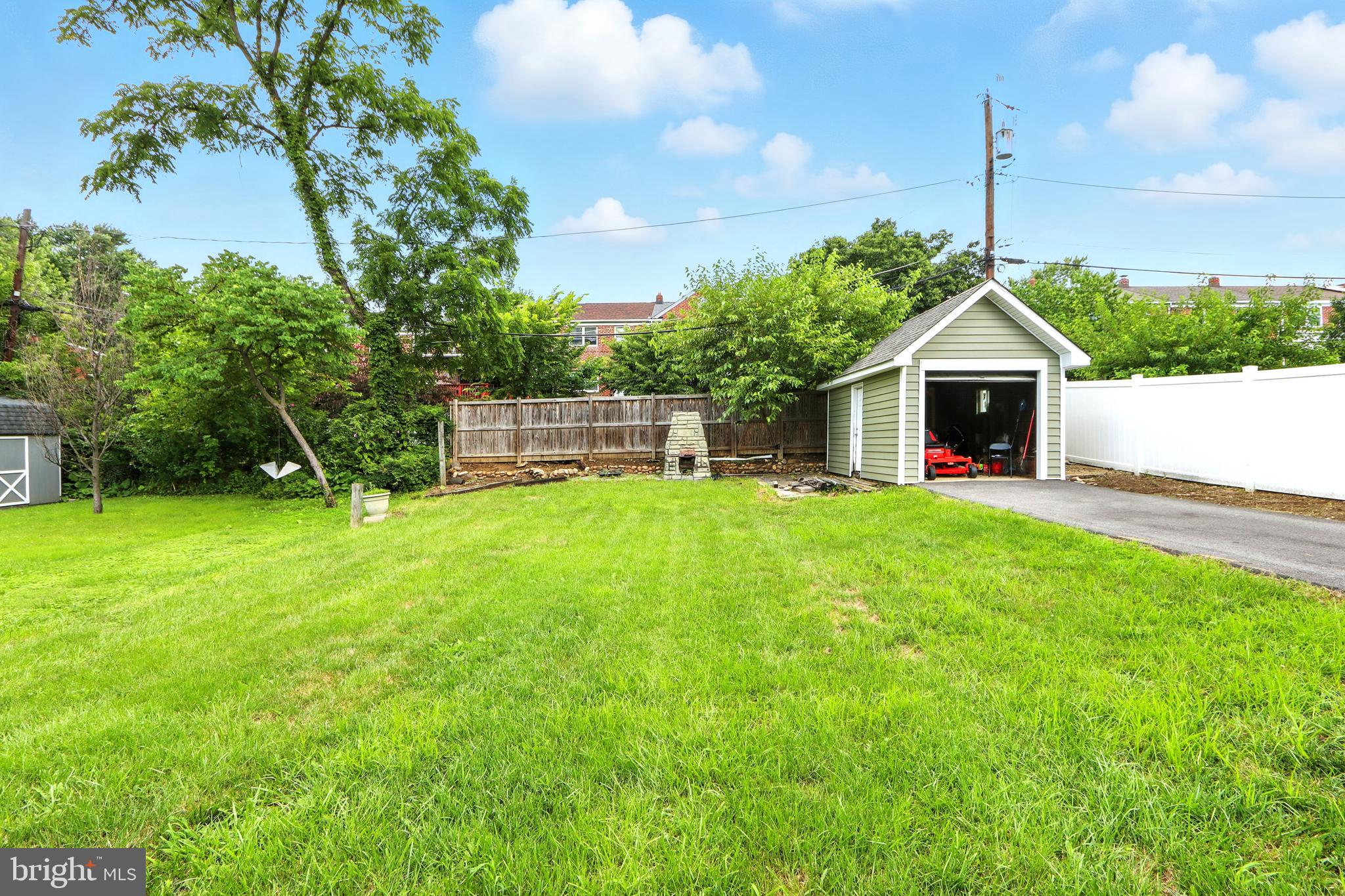 SHADY NOOK - Residential