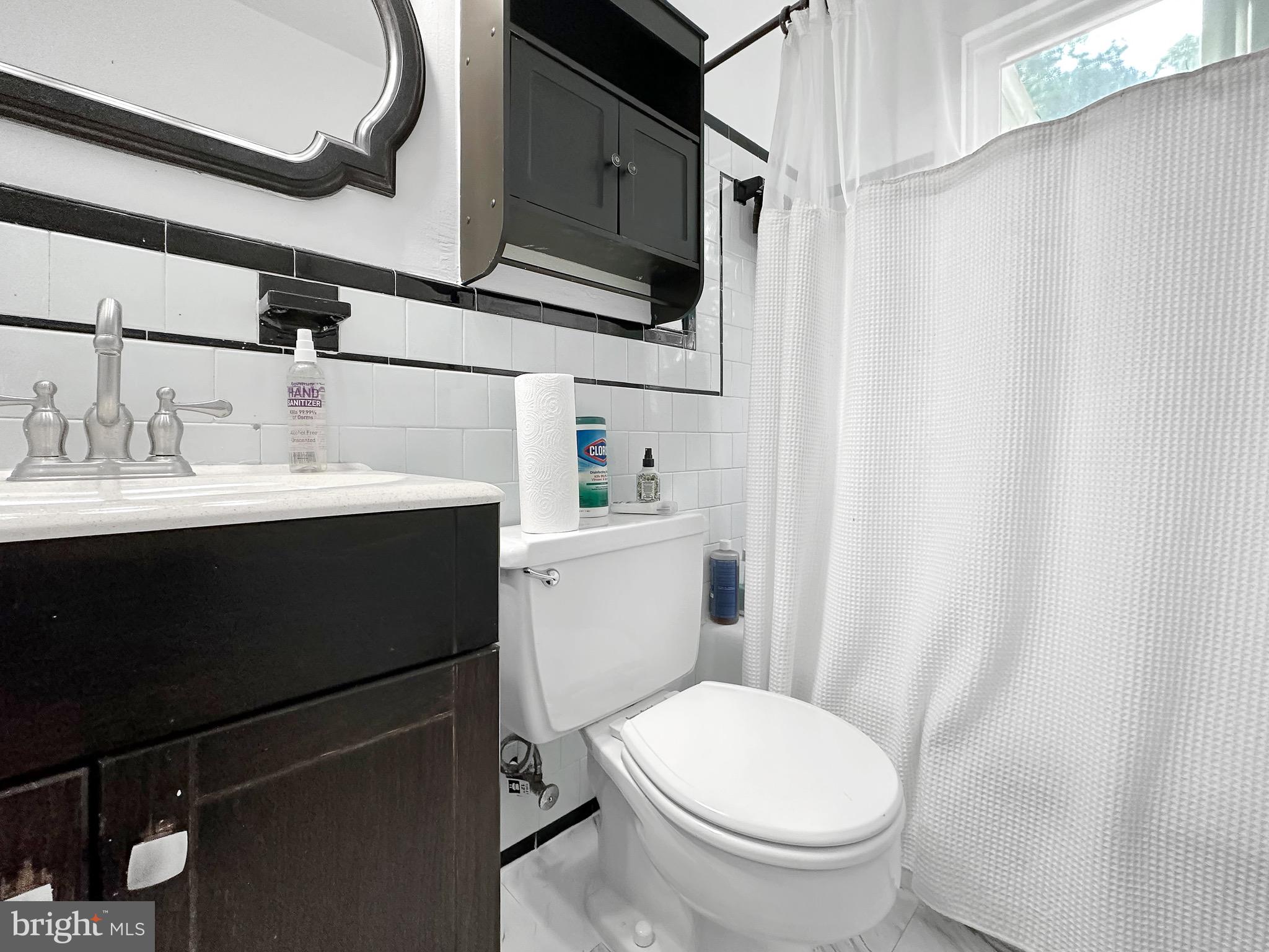 TEMPLE HILLS - Residential